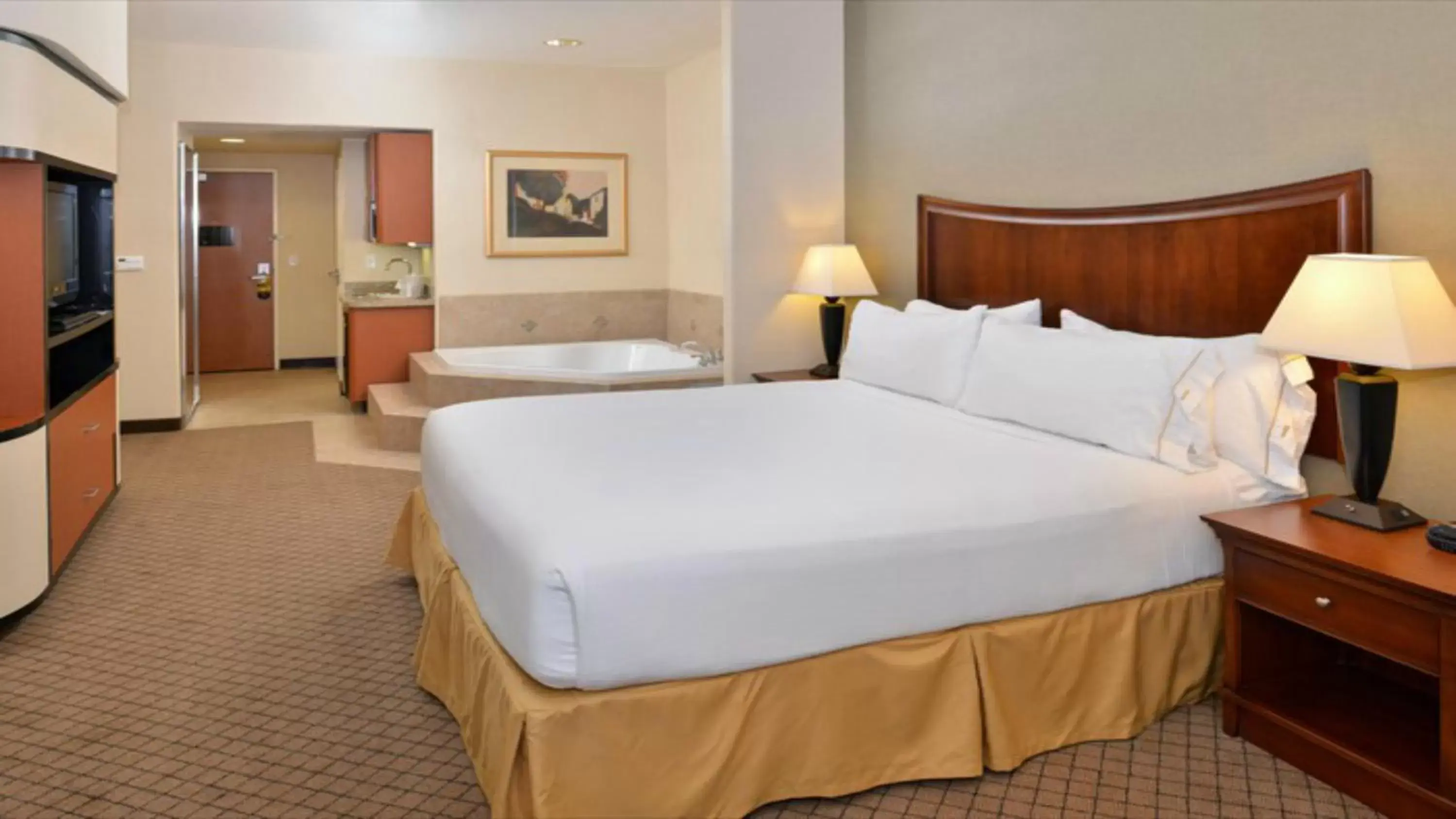 Photo of the whole room, Bed in Holiday Inn Express Hotel & Suites Lincoln-Roseville Area, an IHG Hotel