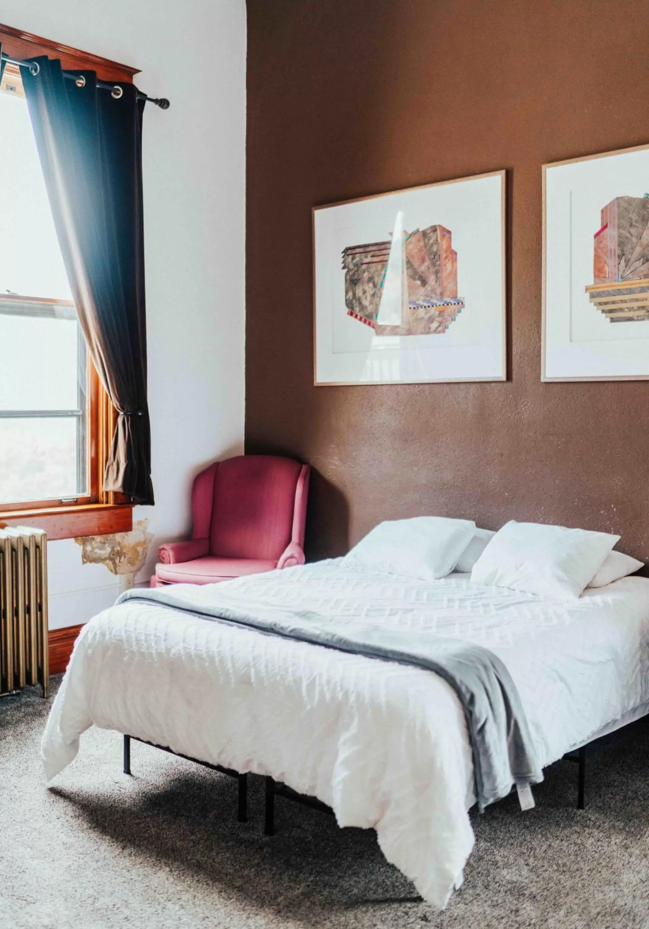 Bed in Town Hall Inn