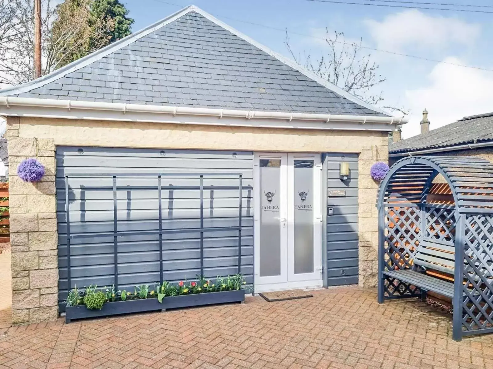 Studio with Sofa Bed in Tanera Studio with Sofa Bed in Tanera