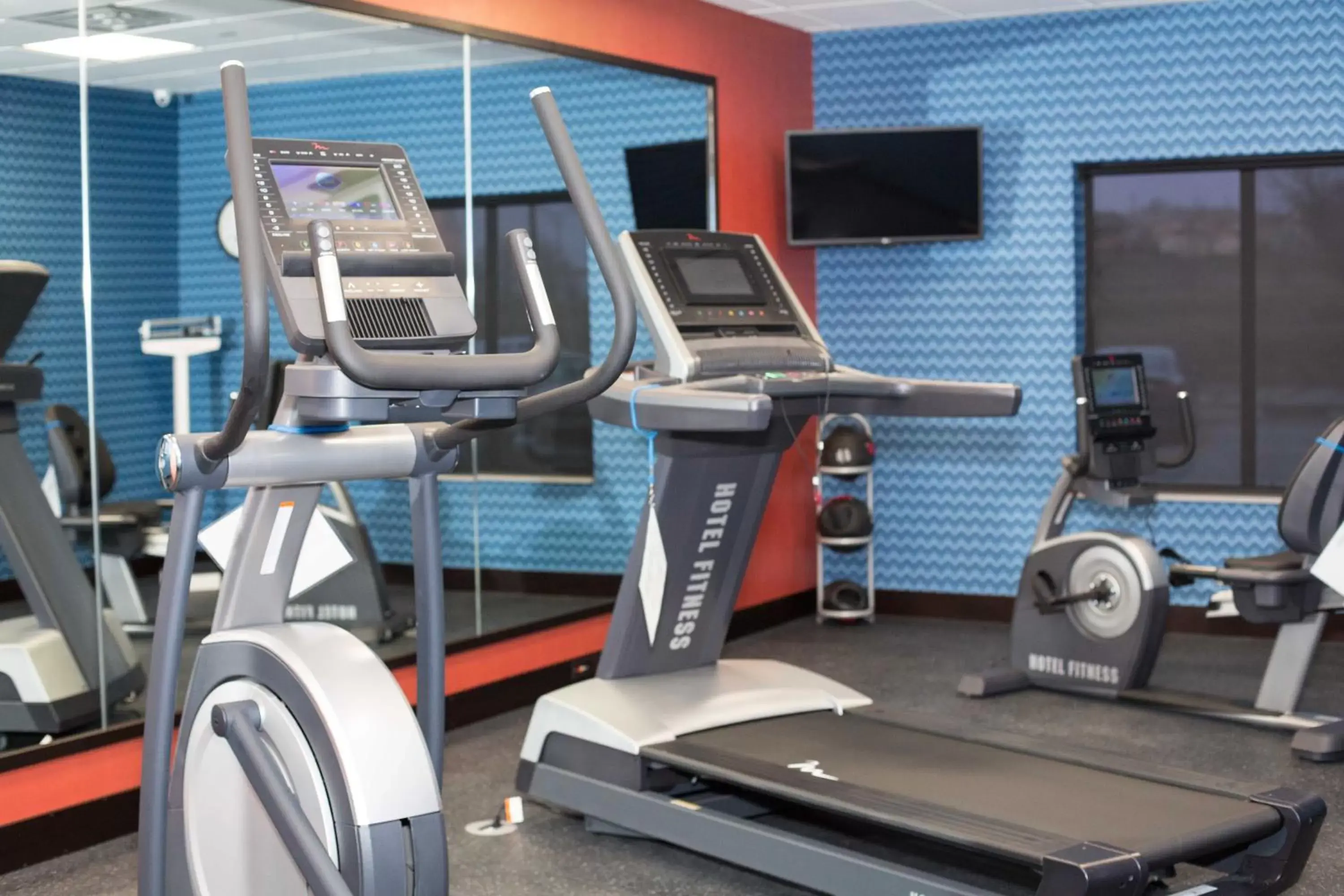 Fitness centre/facilities, Fitness Center/Facilities in Holiday inn Express & Suites Oklahoma City Southeast, an IHG Hotel