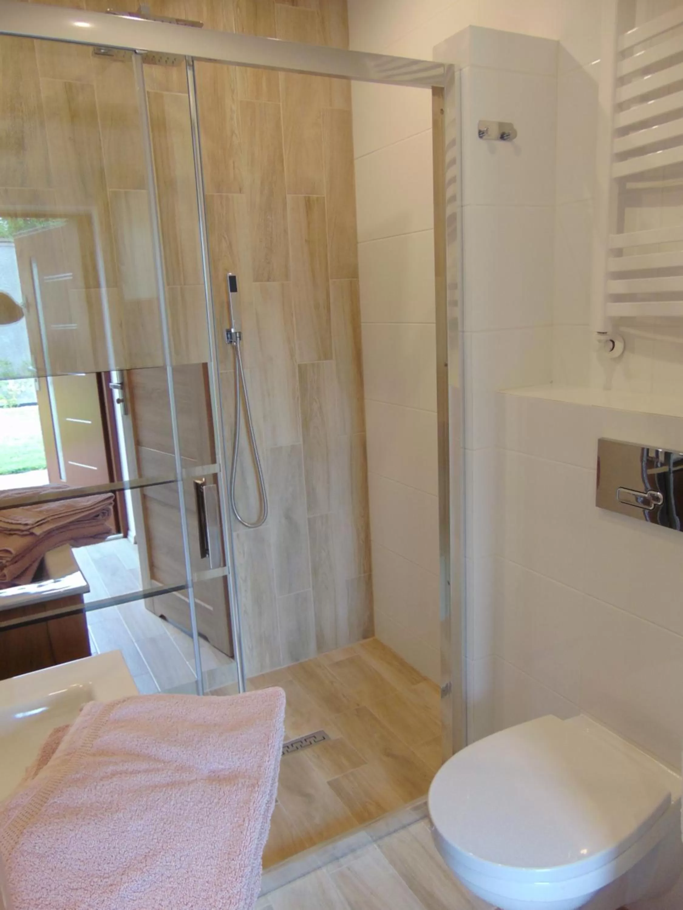 Shower in Apartamenty Monik Świętochłowice