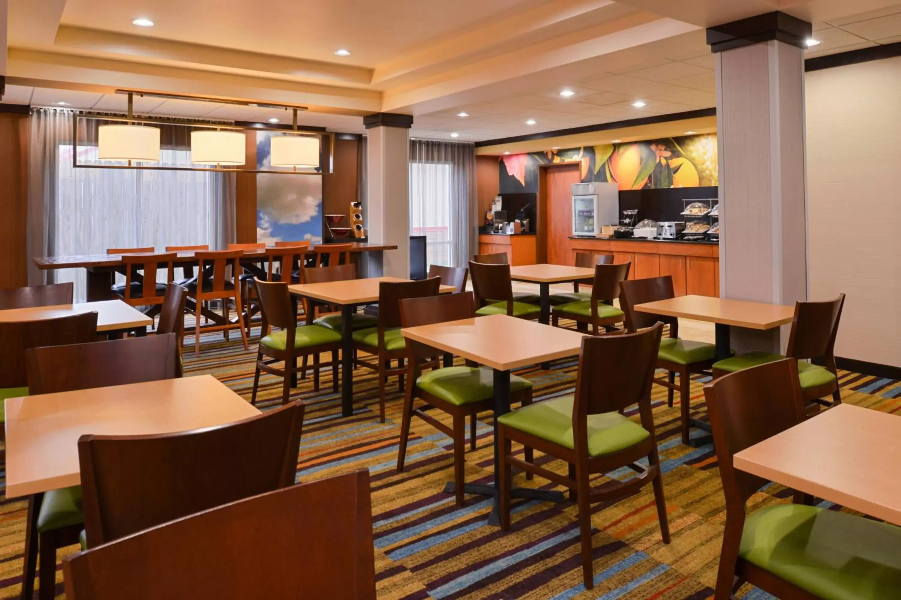 Restaurant/Places to Eat in Fairfield Inn and Suites by Marriott Fort Wayne