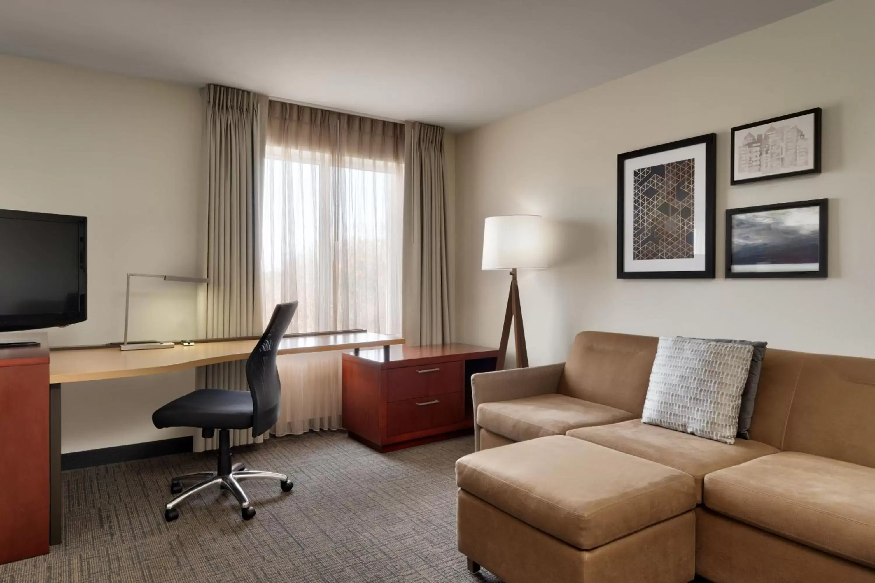 Photo of the whole room, Seating Area in Residence Inn by Marriott Greenville