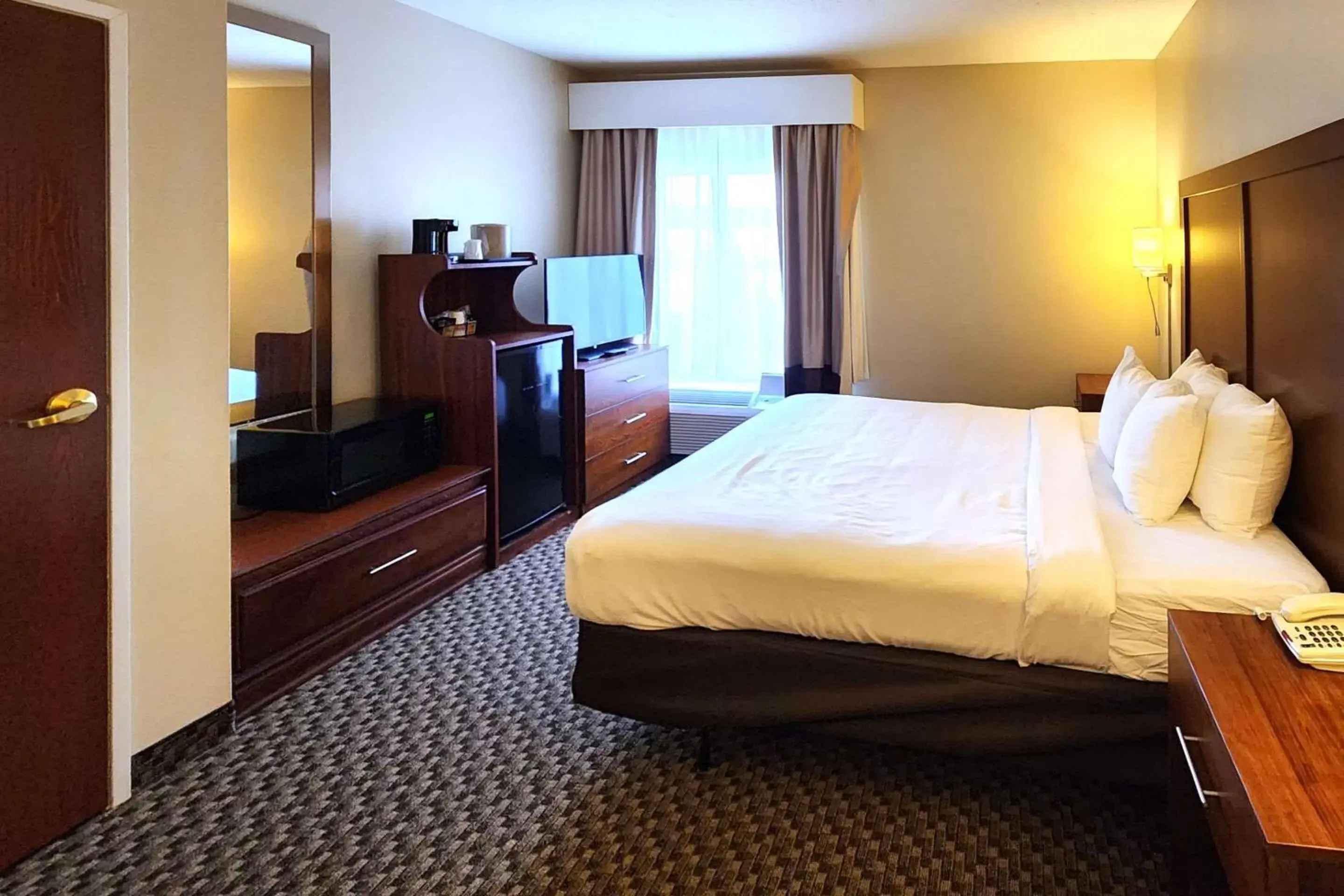 Bedroom, Bed in Comfort Inn & Suites Mount Pocono