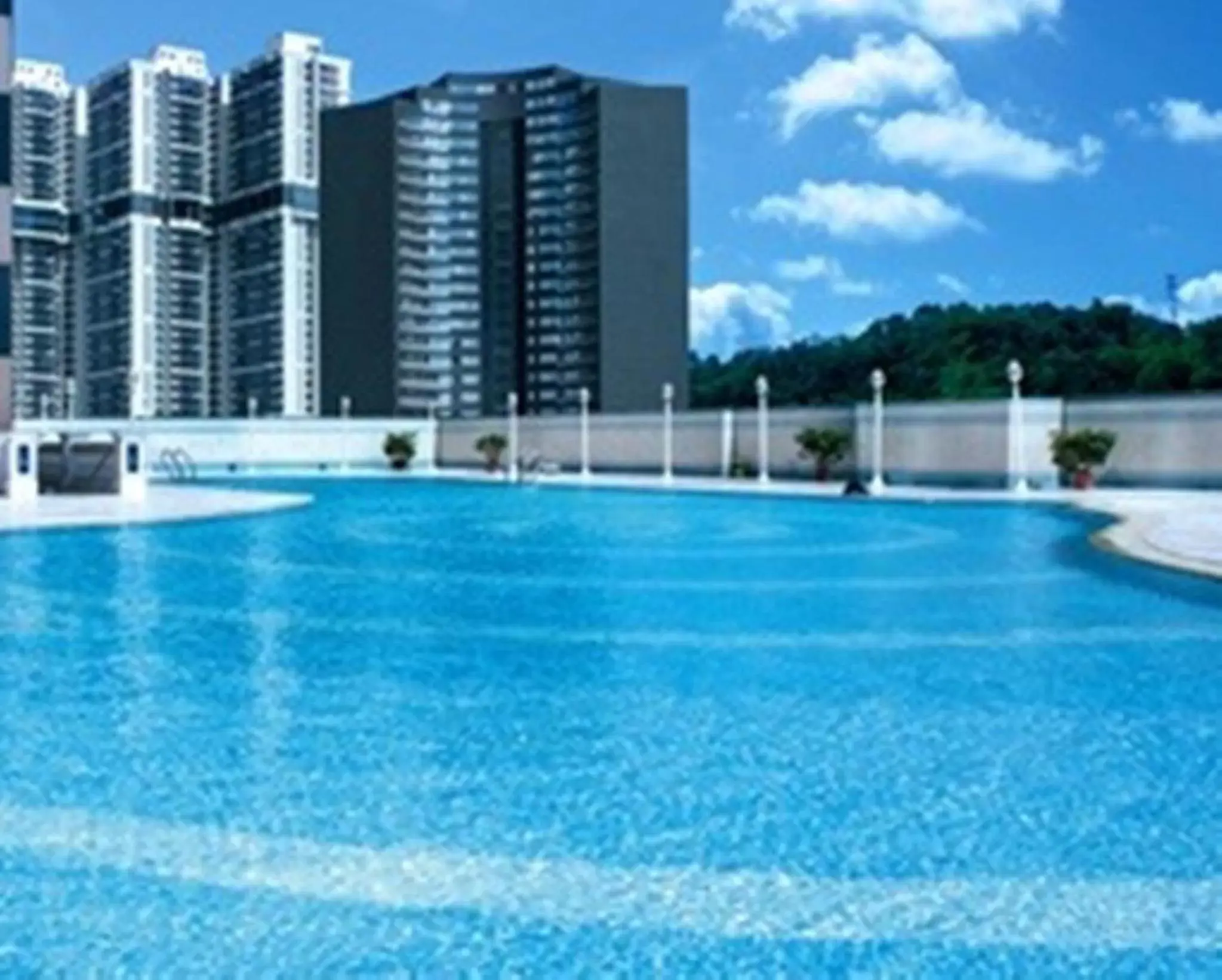 Day, Swimming Pool in Guangdong Hotel (Zhuhai)