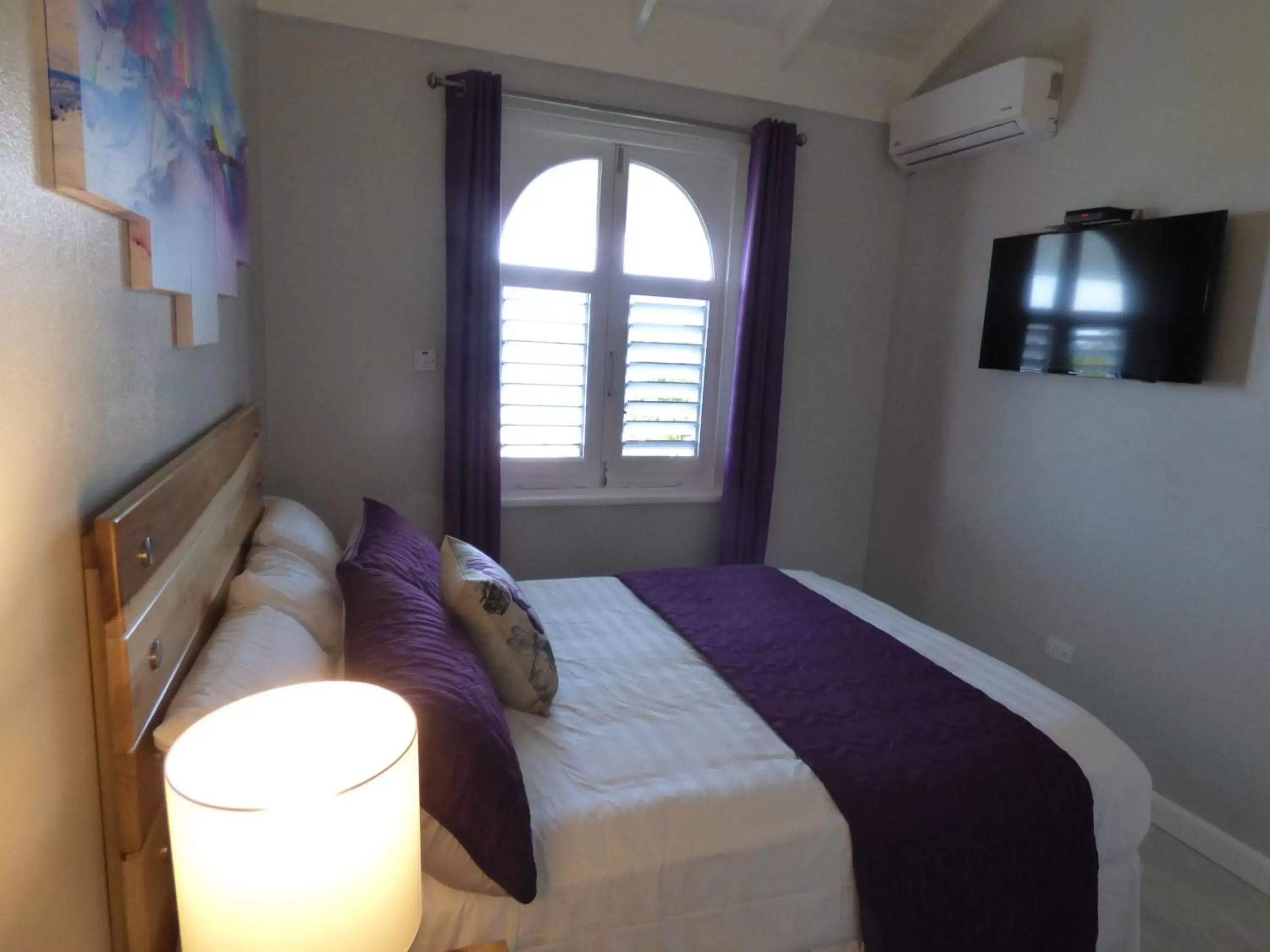 Bed in Beach Two Bedroom Loft Suite E29