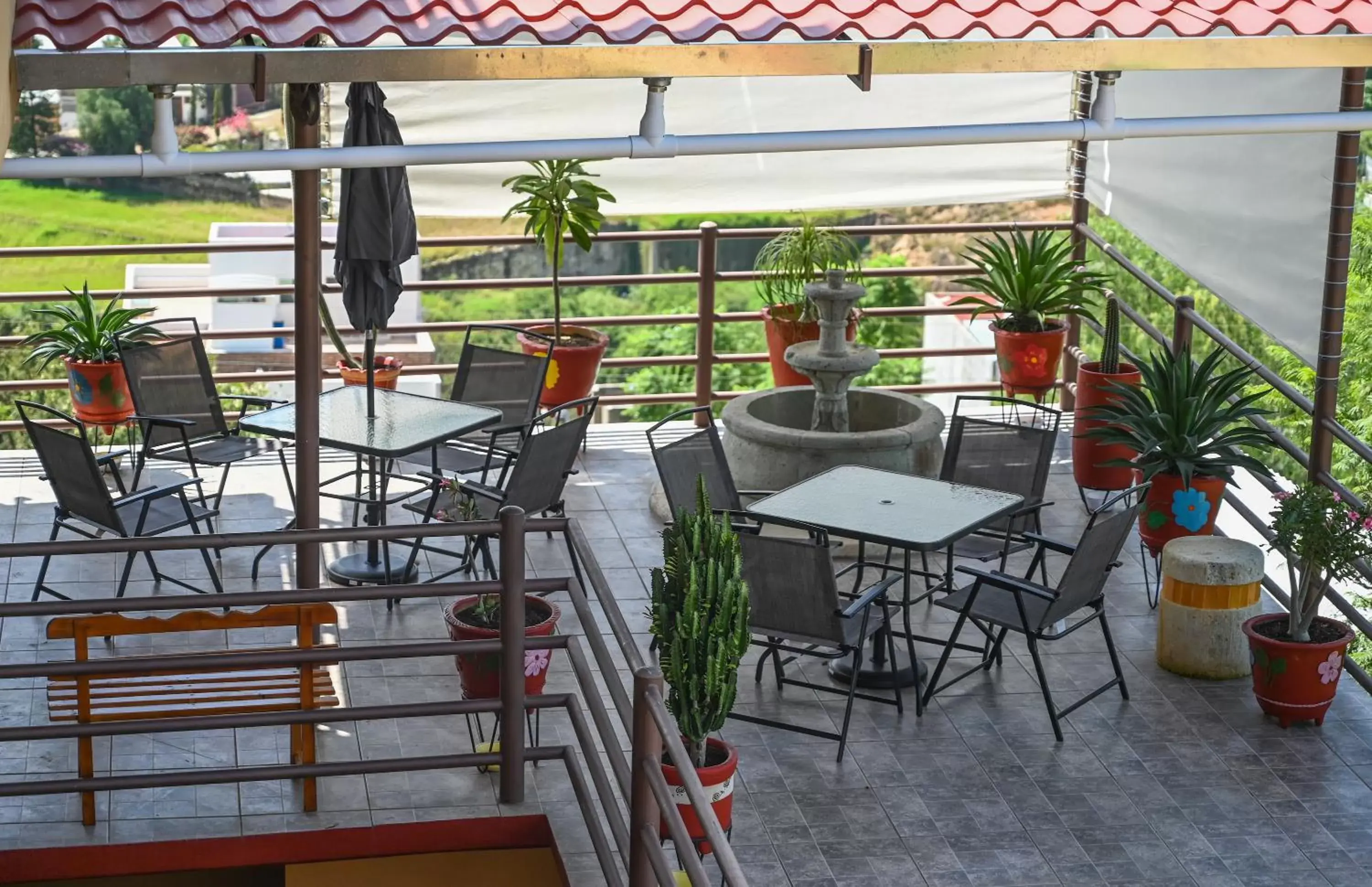 Balcony/Terrace, Restaurant/Places to Eat in Casa LEONOR