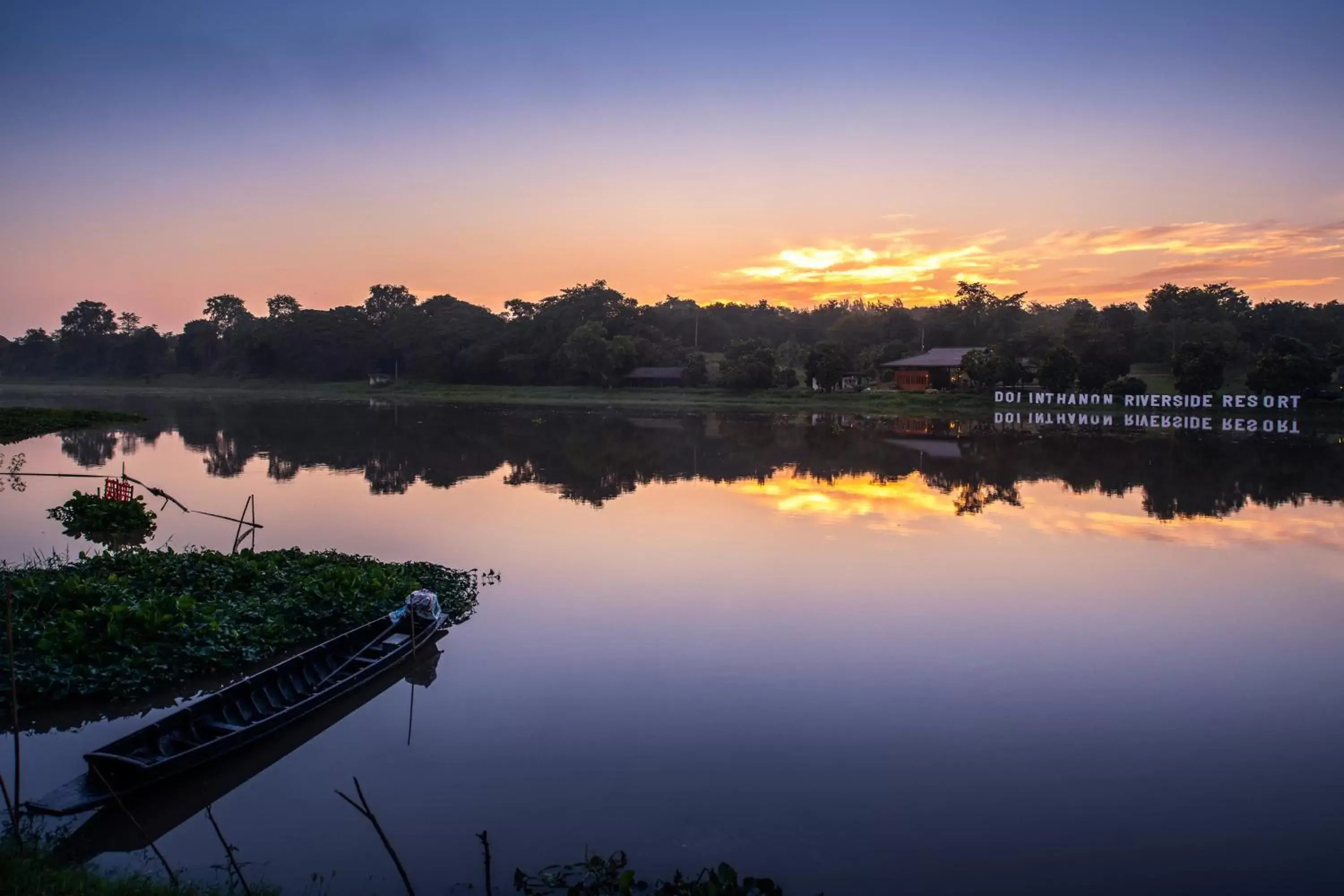 Neighbourhood, Lake View in Doi Inthanon Riverside resort