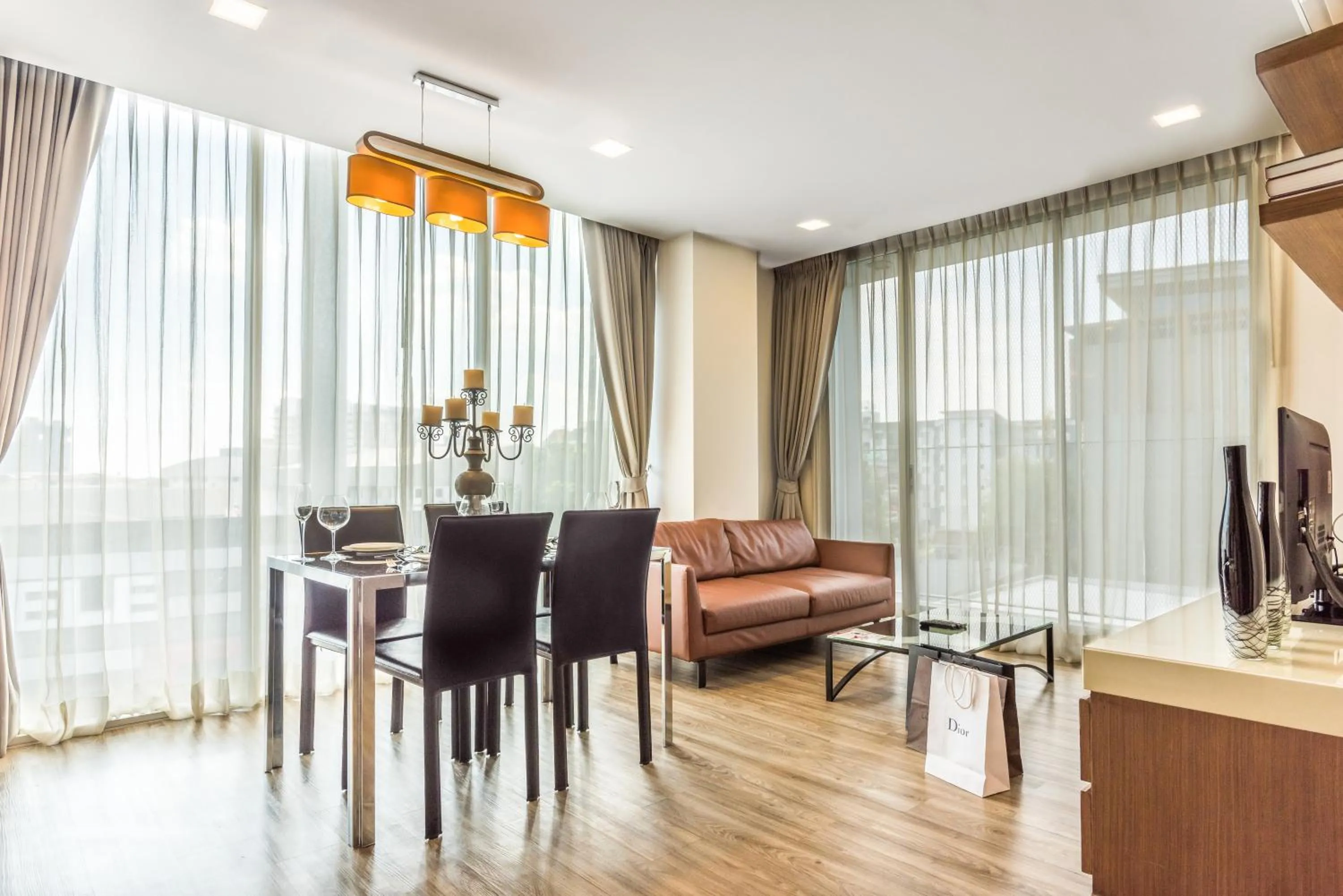 TV and multimedia in Olive Hotel Bangkok 64