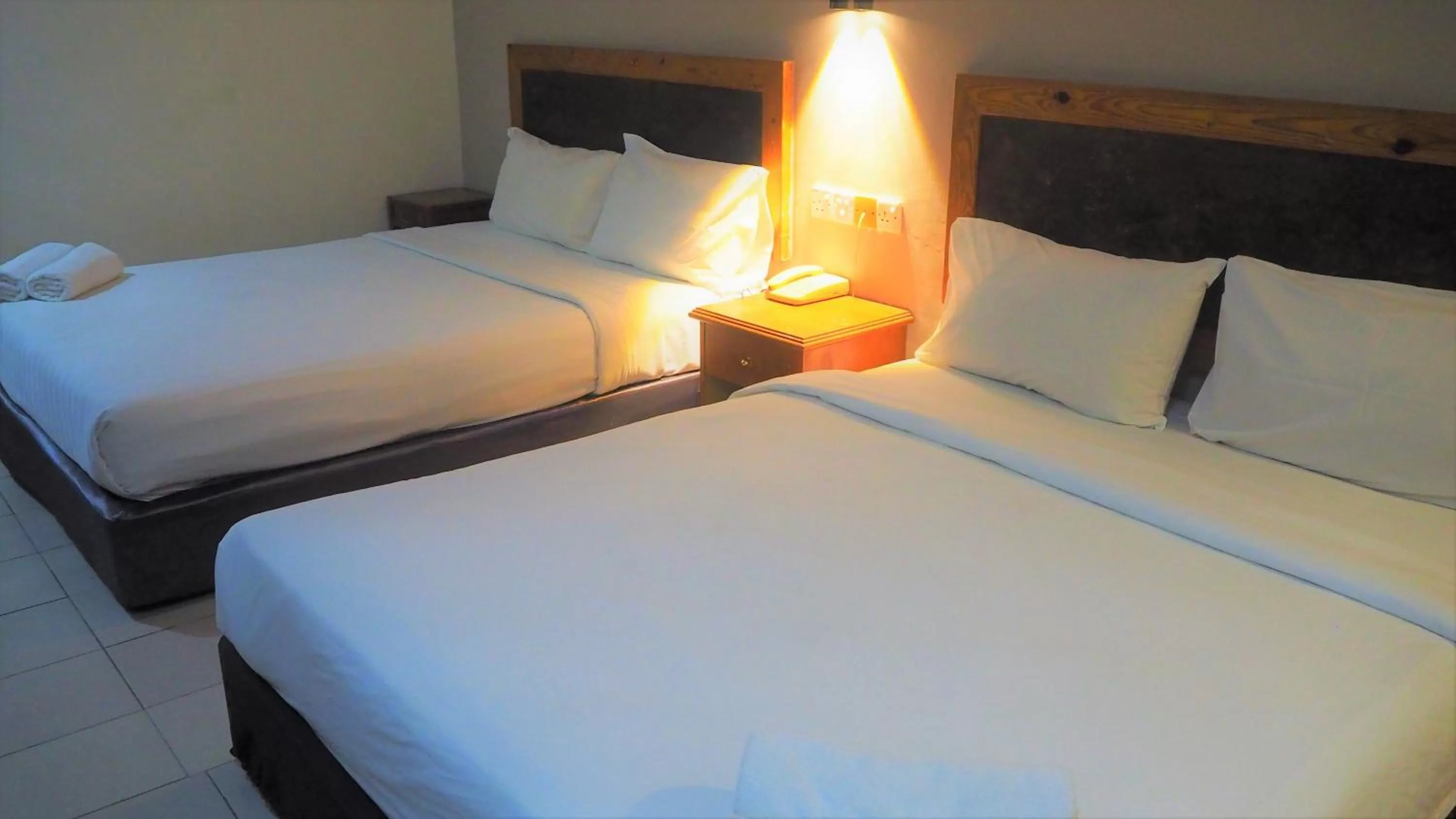 Bed in Leo Palace Hotel Classic Wing, WTC Kuala Lumpur