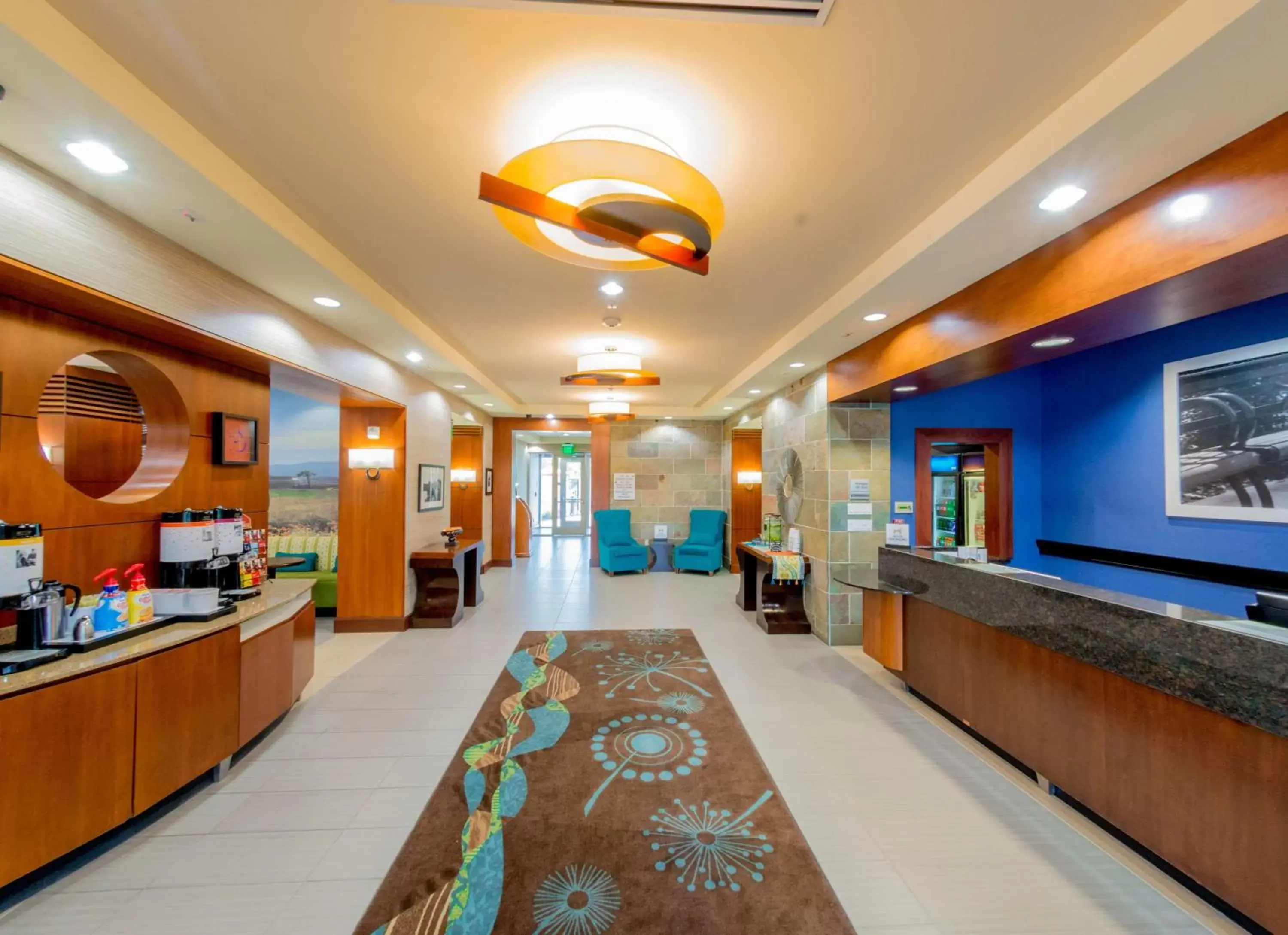 Lobby or reception, Lobby/Reception in Hampton Inn & Suites Riverside/Corona East