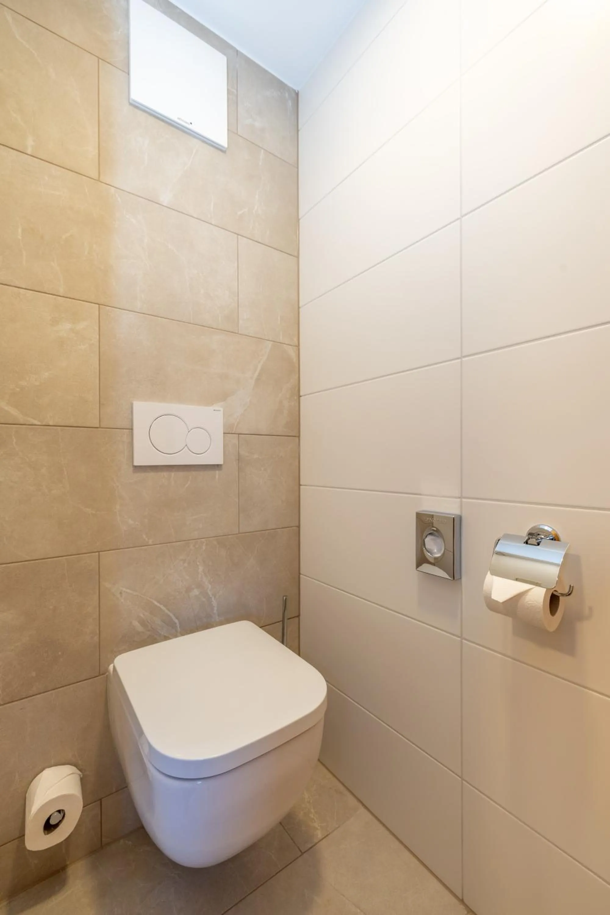 Toilet in JUFA Alpenhotel Saalbach