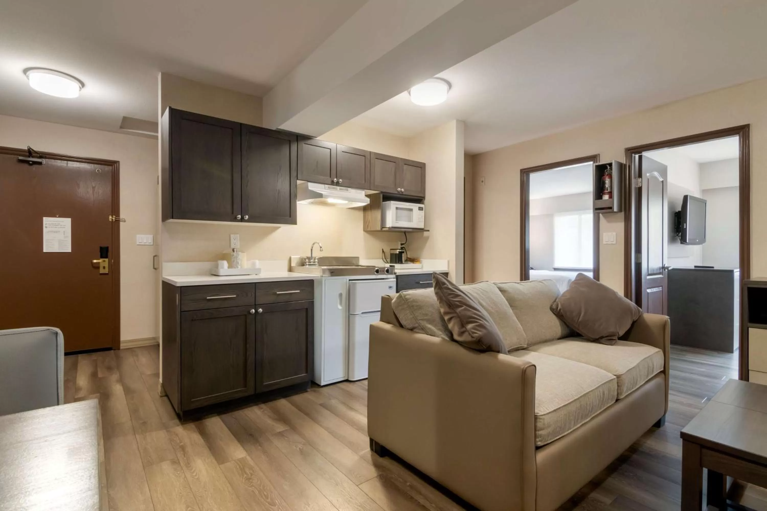 Bedroom in Best Western Premier Aberdeen Kamloops