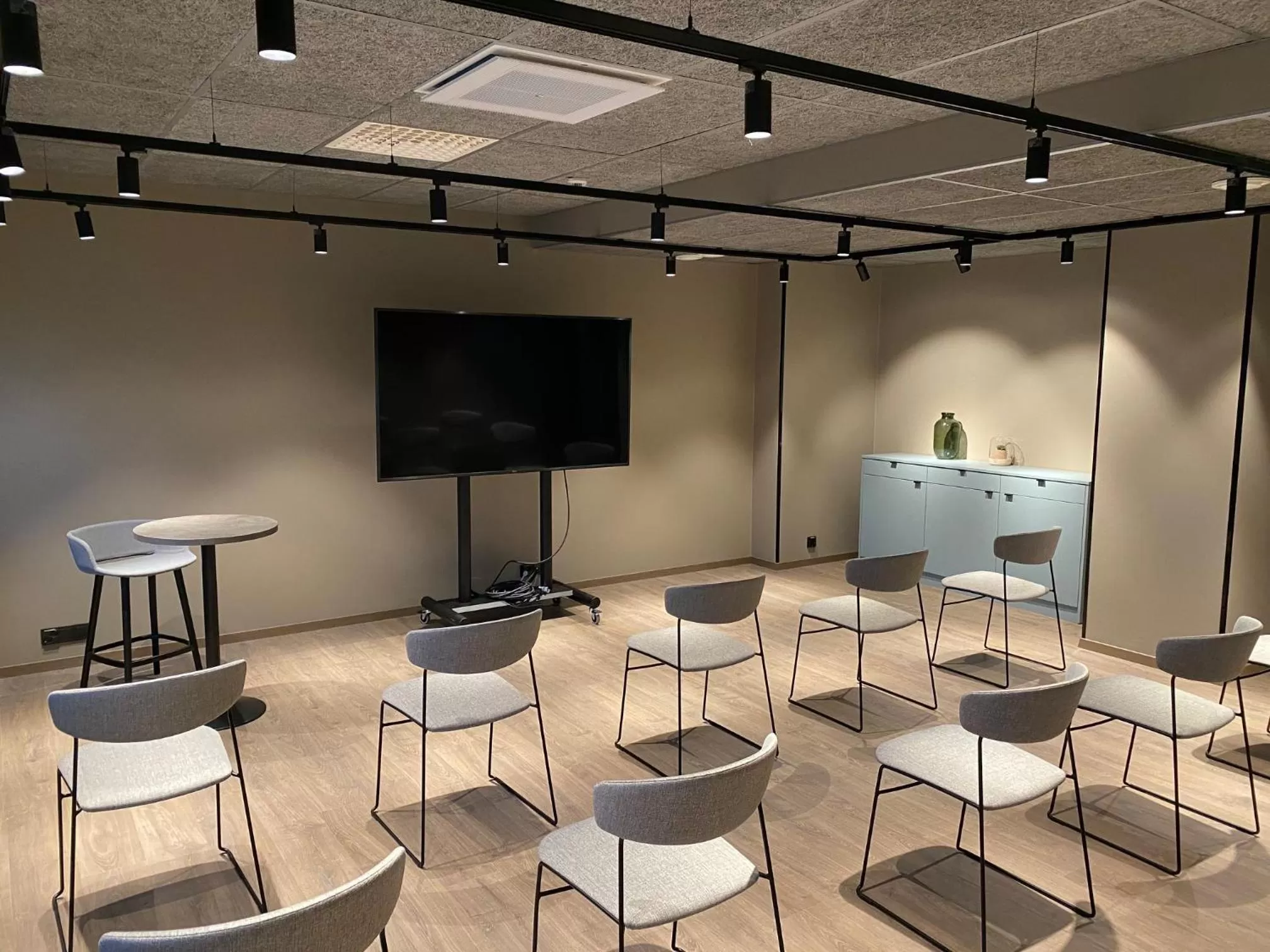 Meeting/conference room in Skyline Airport Hotel