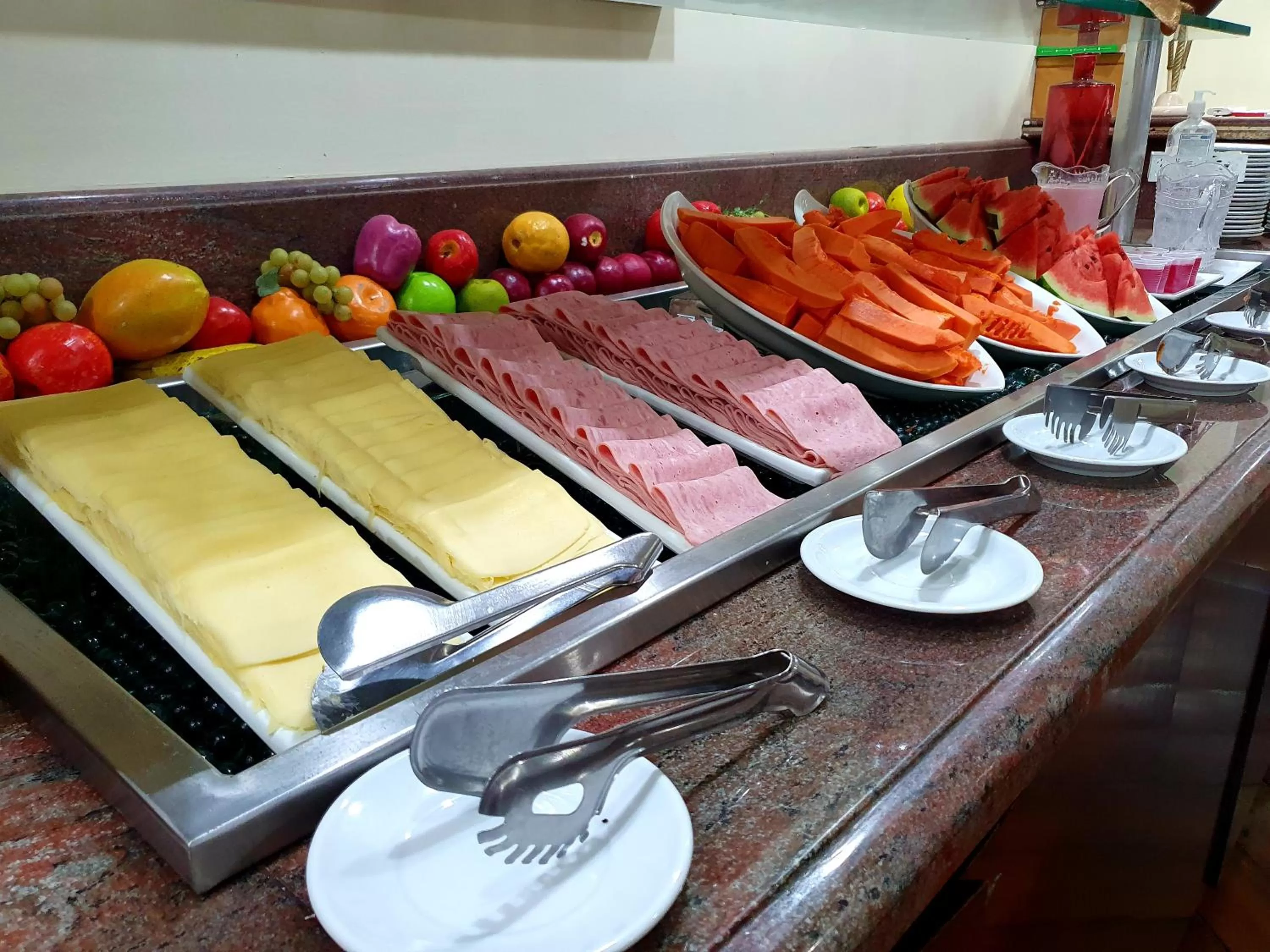 Restaurant/places to eat in Hotel Dan Inn Campinas Cambuí - Um Hotel Clássico em Campinas By Nacional Inn