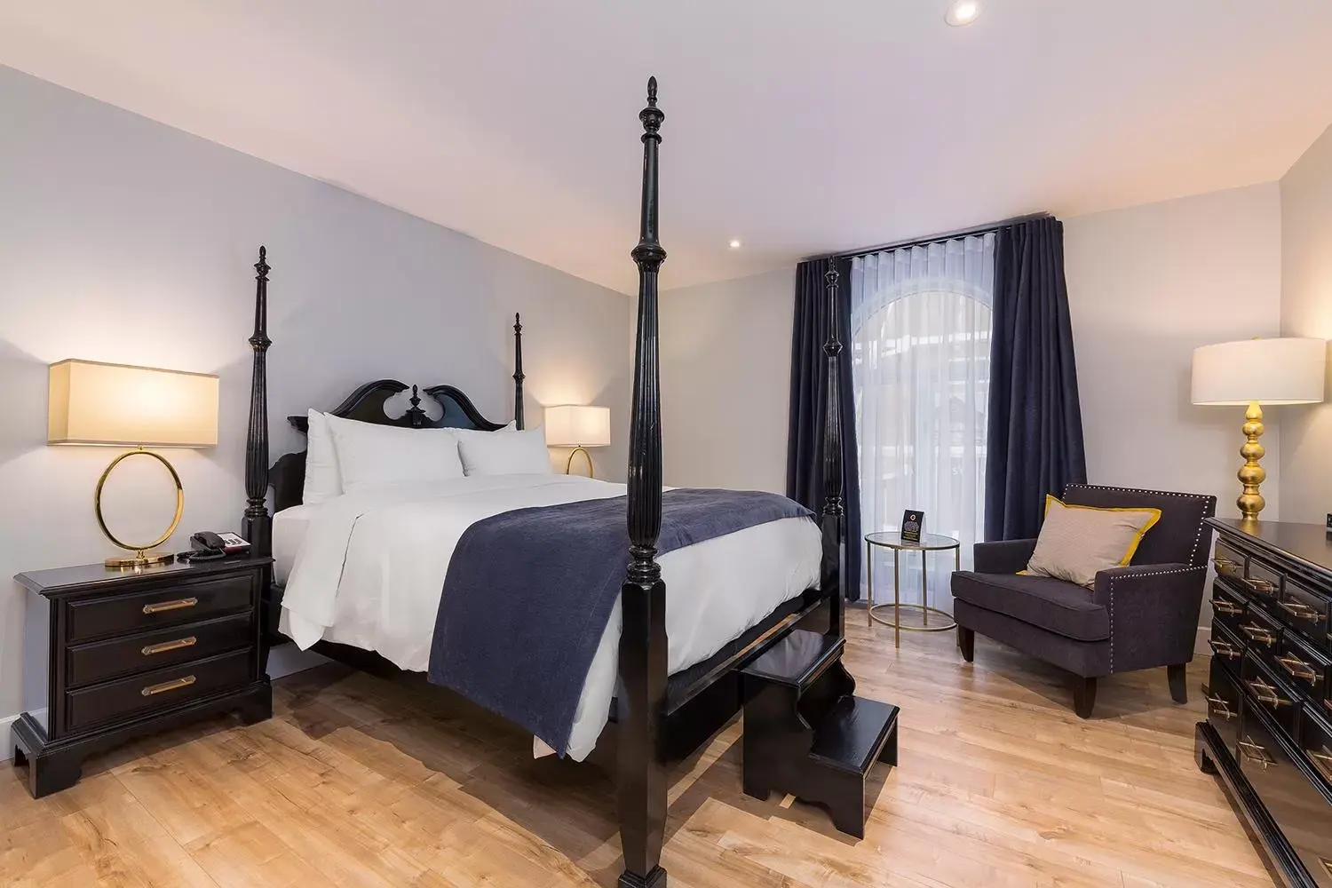 Queen Room in Maison Otis Queen Room in Maison Otis