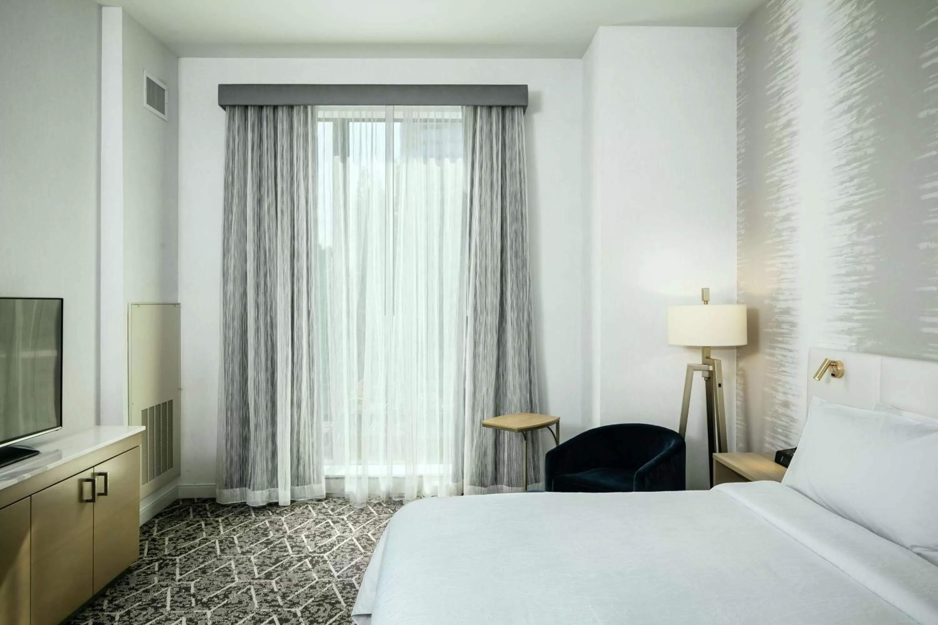 View (from property/room), Bed in Hilton Garden Inn Seattle Bellevue Downtown, WA