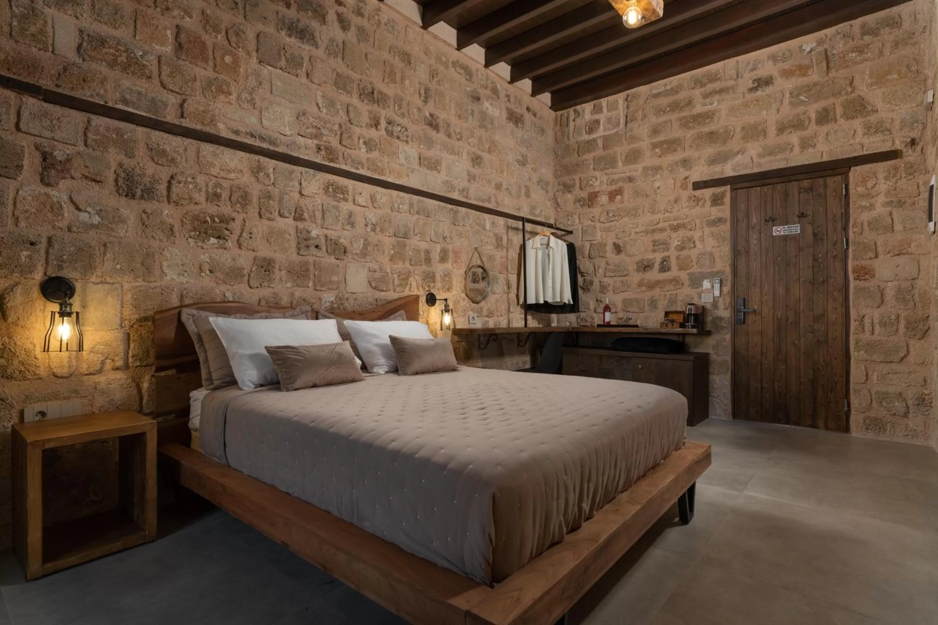 Bed in Ancient Knights Luxury Suites