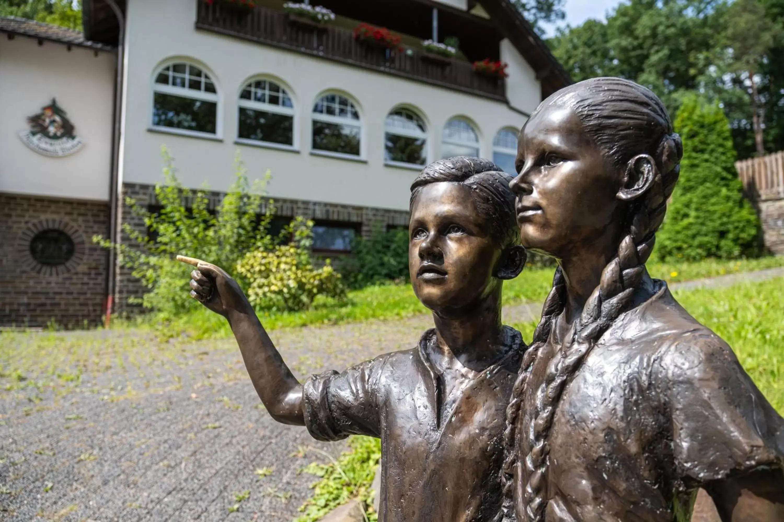 Facade/entrance in Märchenwald Altenberg B&B Hotel