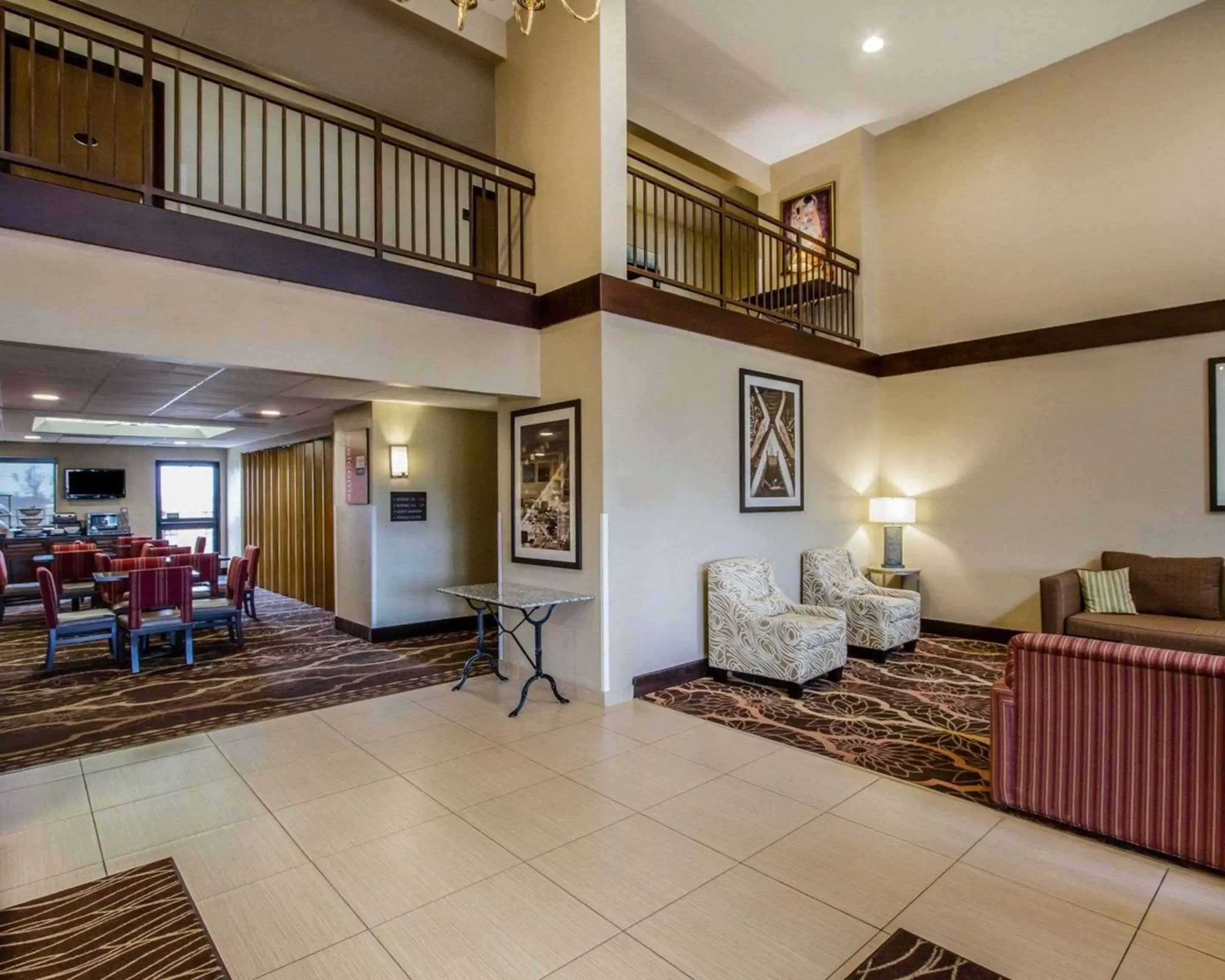 Lobby or reception, Seating Area in Quality Inn Perryville