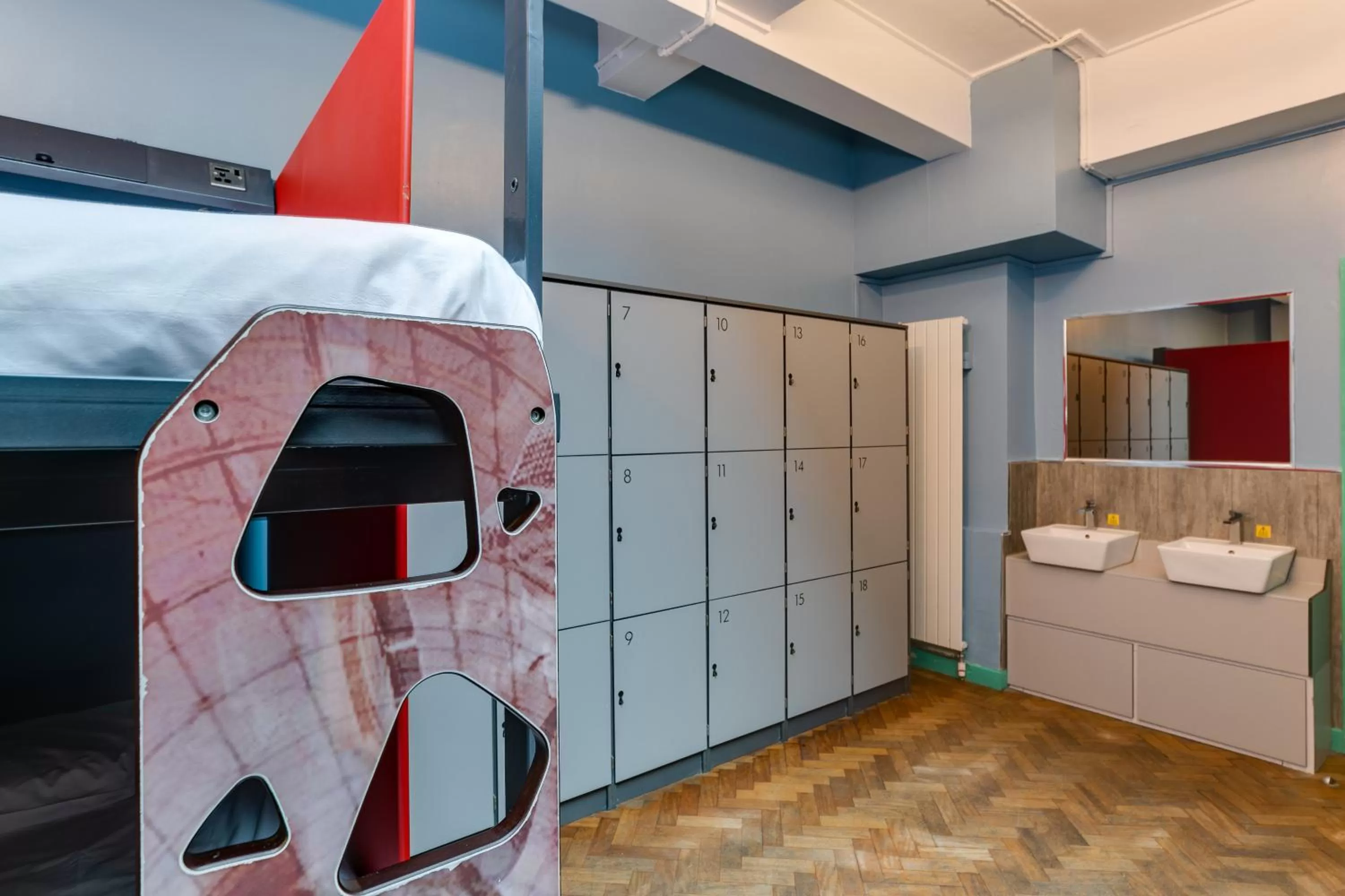 Photo of the whole room in Clink261 Hostel