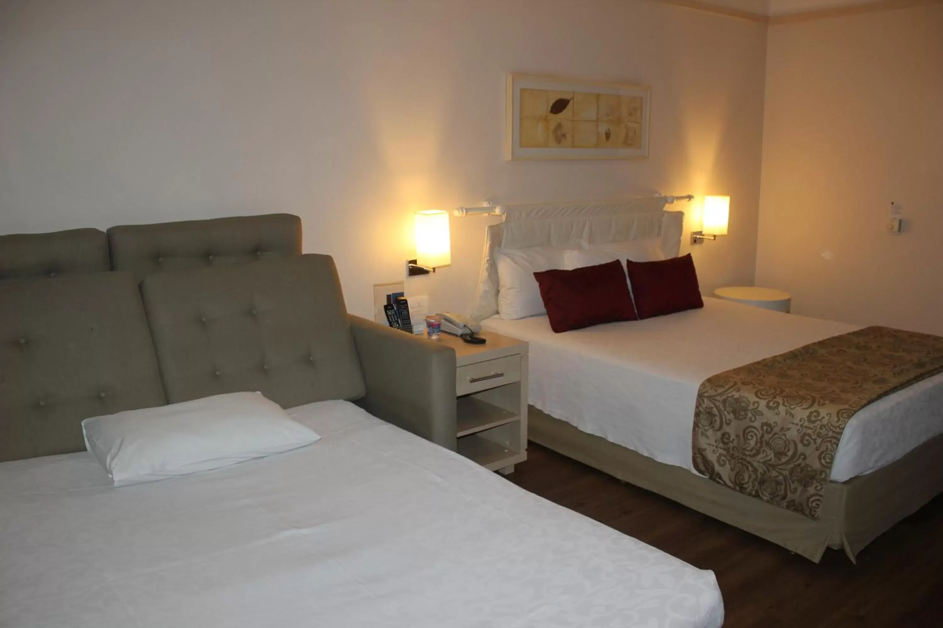 Other, Bed in Comfort Suites Londrina