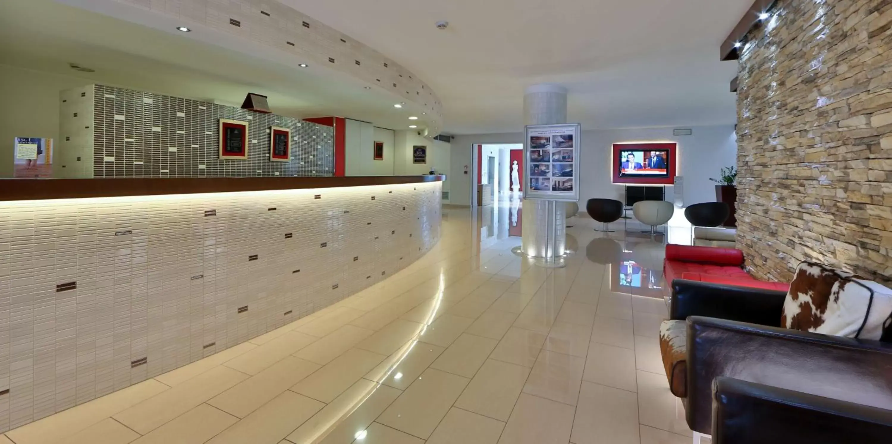 Lobby or reception in Best Western Plus Soave Hotel Lobby or reception in Best Western Plus Soave Hotel
