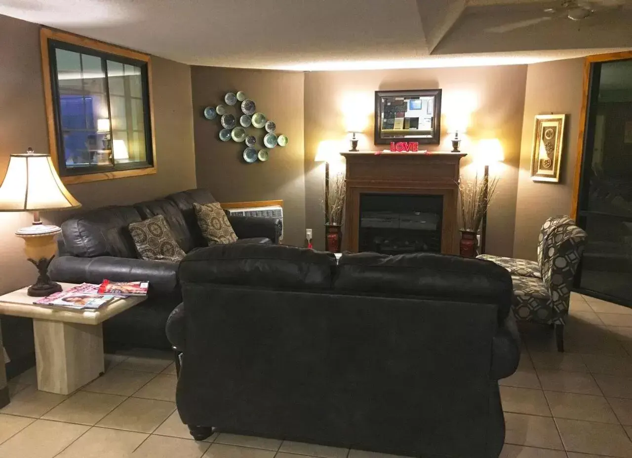 Living room, Lobby/Reception in Americas Best Value Inn Sauk Centre