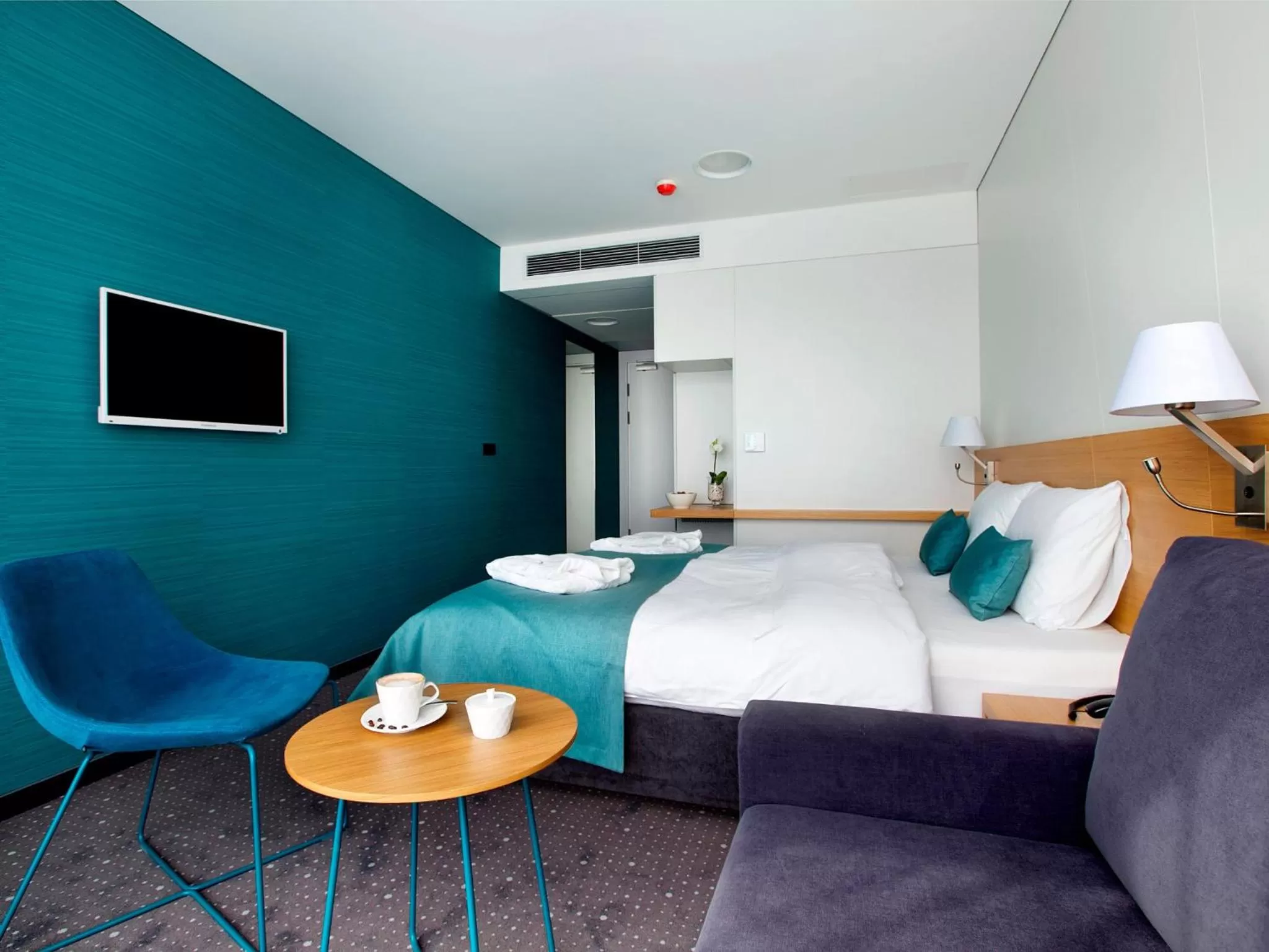 Photo of the whole room, Bed in Regatta Hotel Restauracja Spa