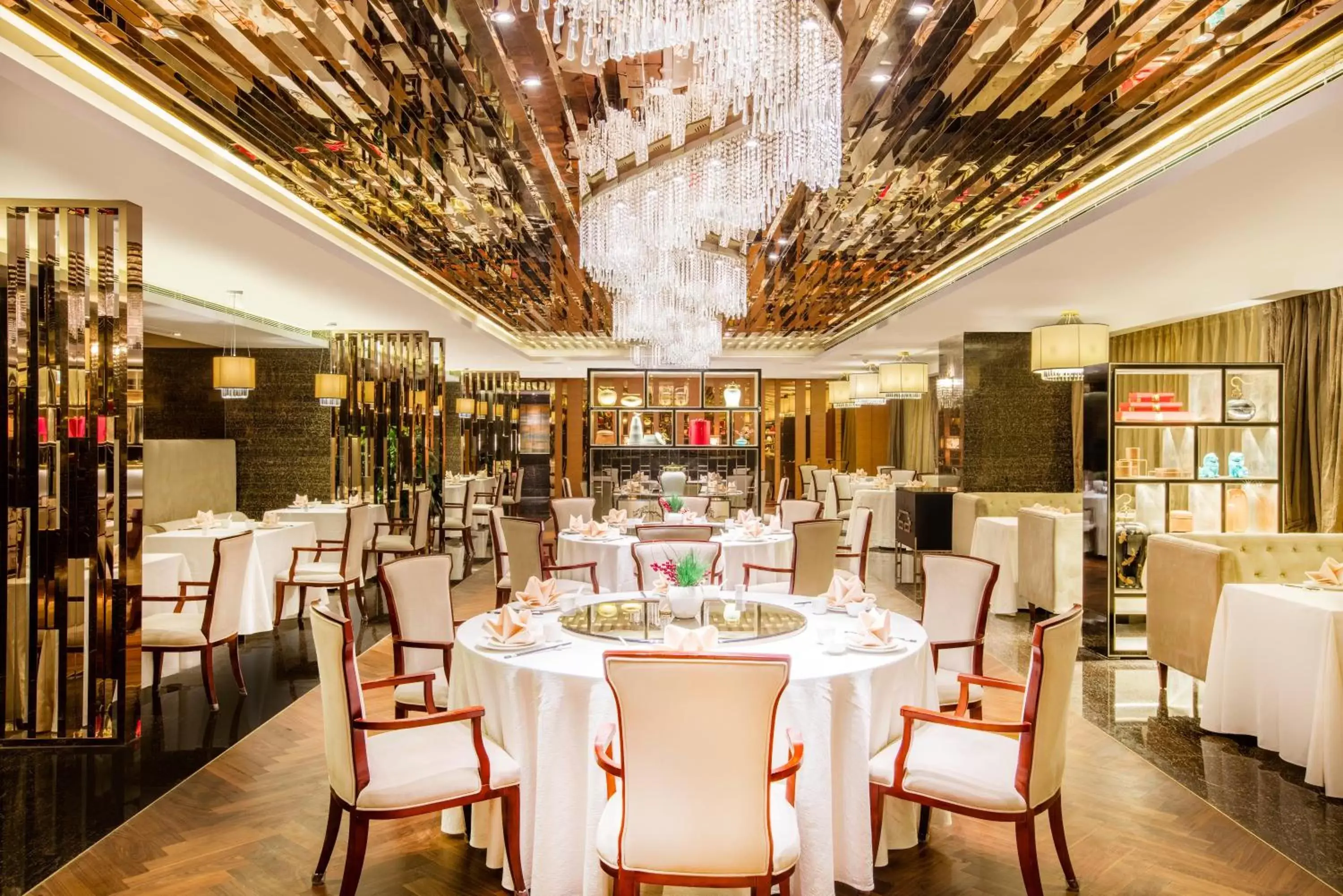 Restaurant/places to eat in Crowne Plaza Nanjing Jiangning by IHG Restaurant/places to eat in Crowne Plaza Nanjing Jiangning by IHG