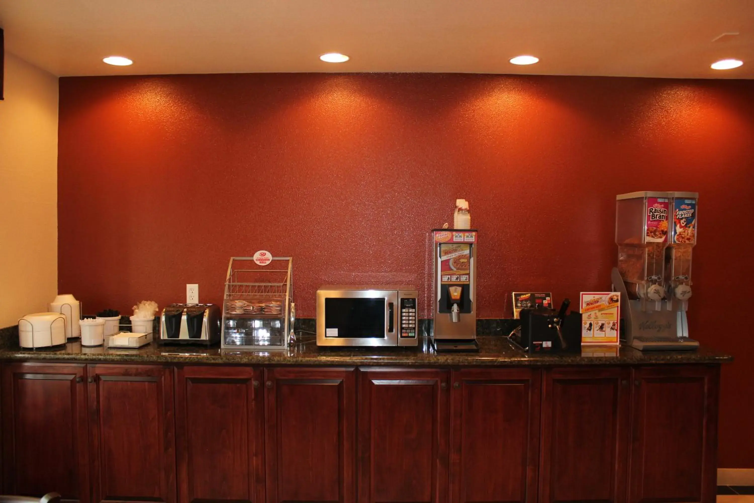 Restaurant/places to eat in Super 8 by Wyndham Vallejo/Napa Valley Restaurant/places to eat in Super 8 by Wyndham Vallejo/Napa Valley