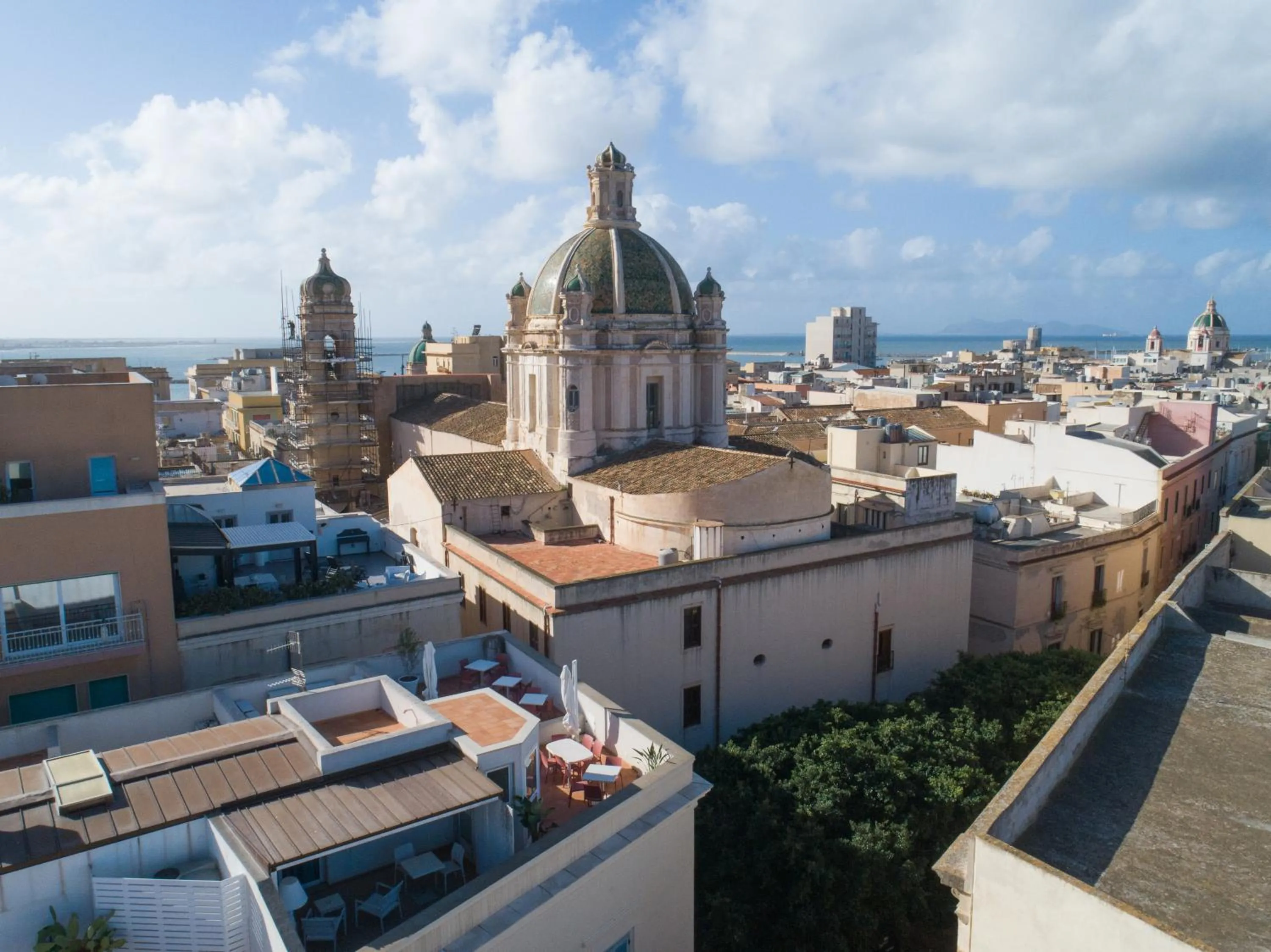Bird's eye view in ZIBIBBO SUITES & ROOMS - Aparthotel in Centro Storico a Trapani
