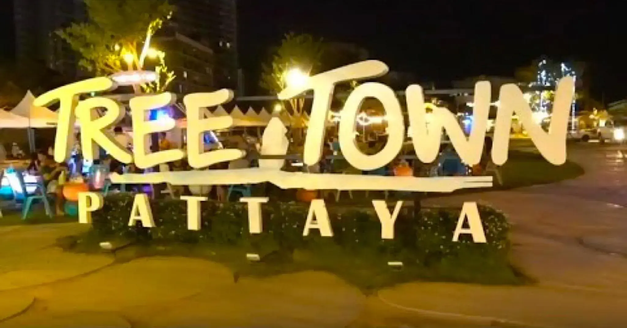 Nearby landmark, Property Logo/Sign in Vogue Pattaya