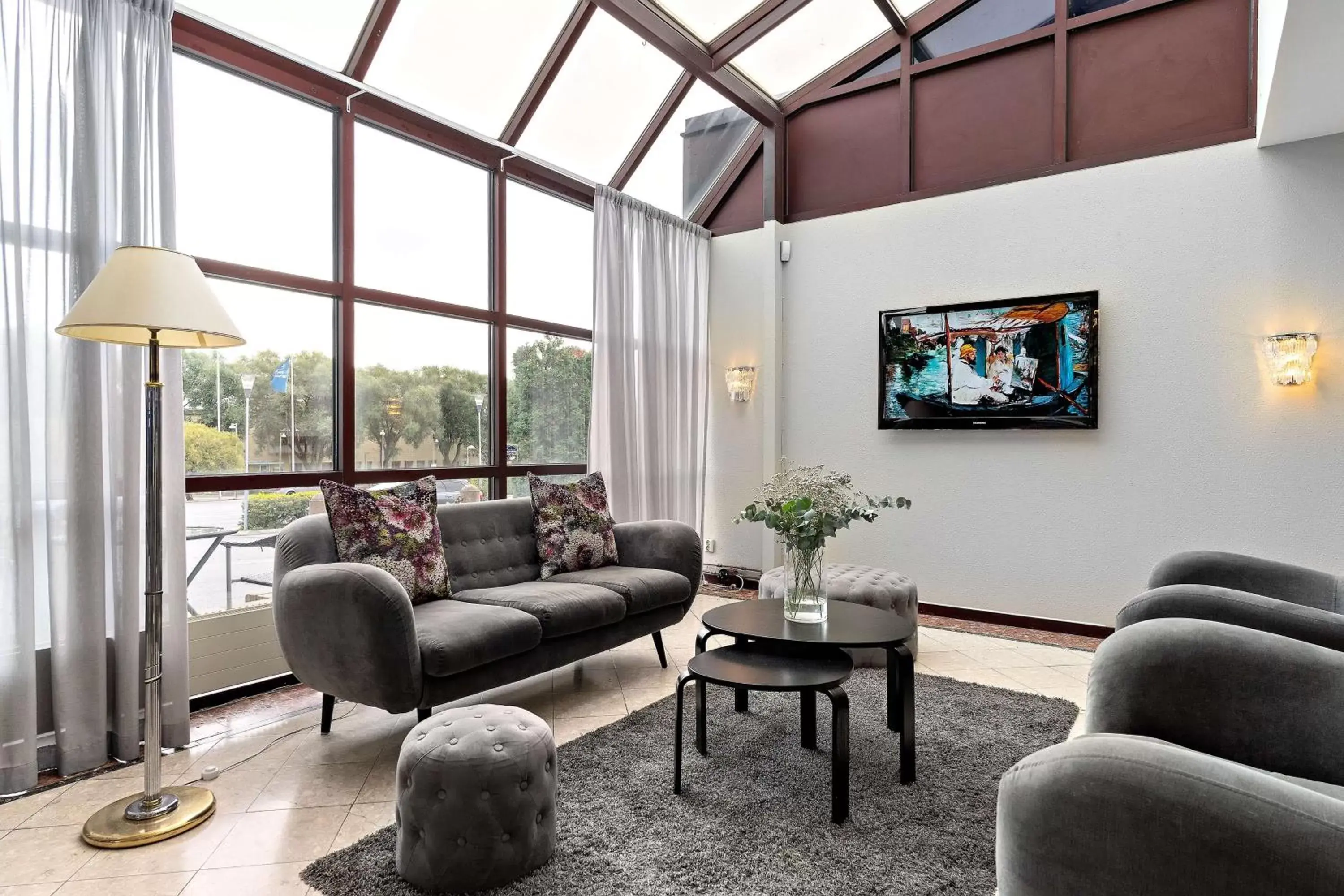 Lobby or reception, Seating Area in Best Western Royal Star