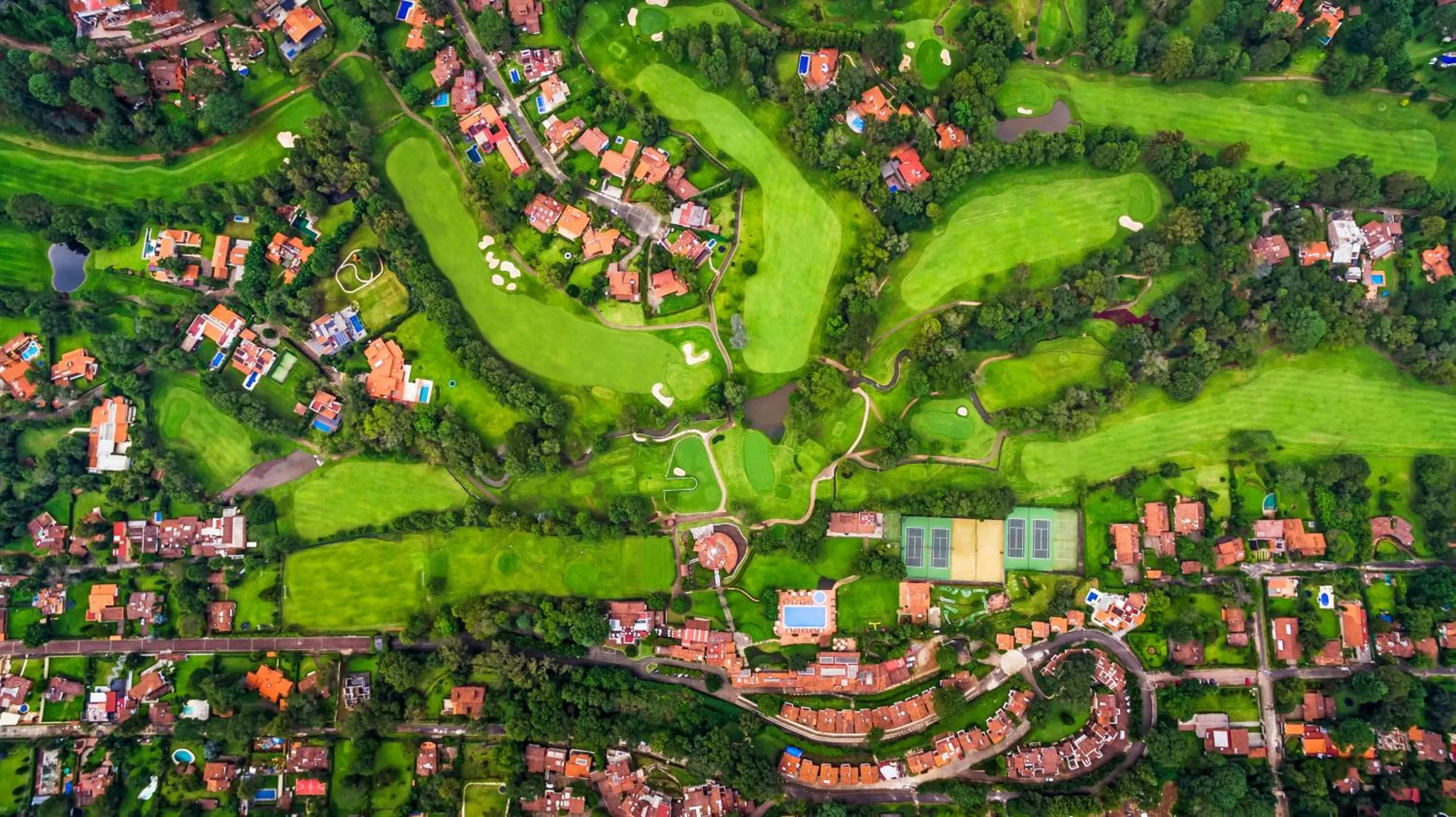 Day in Hotel Avandaro Golf & Spa Resort