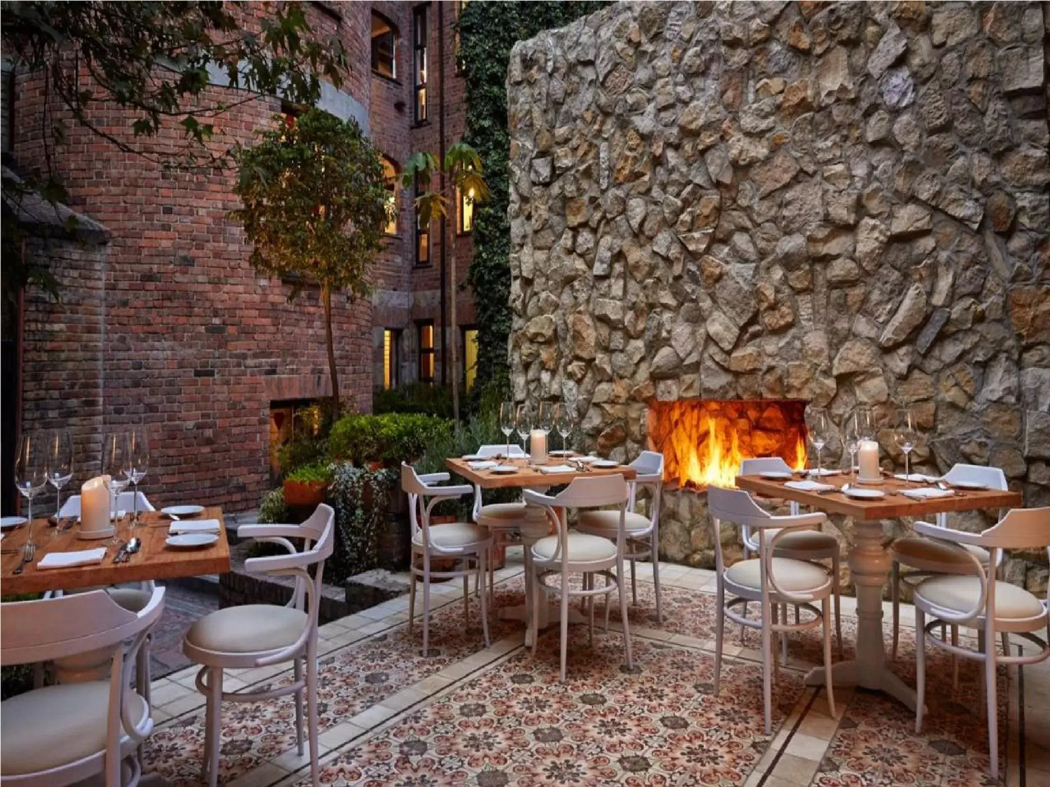 Restaurant/Places to Eat in Four Seasons Hotel Casa Medina Bogota