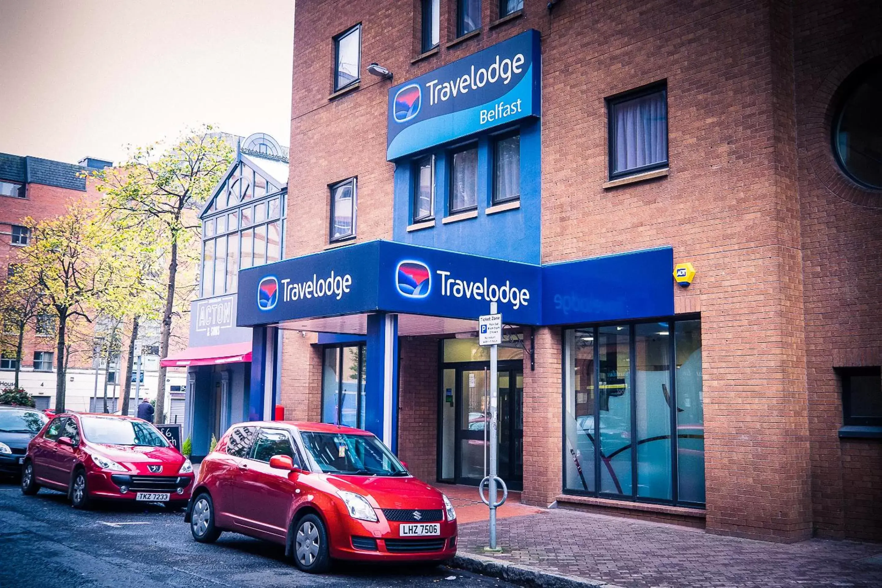 Property Building in Travelodge Belfast