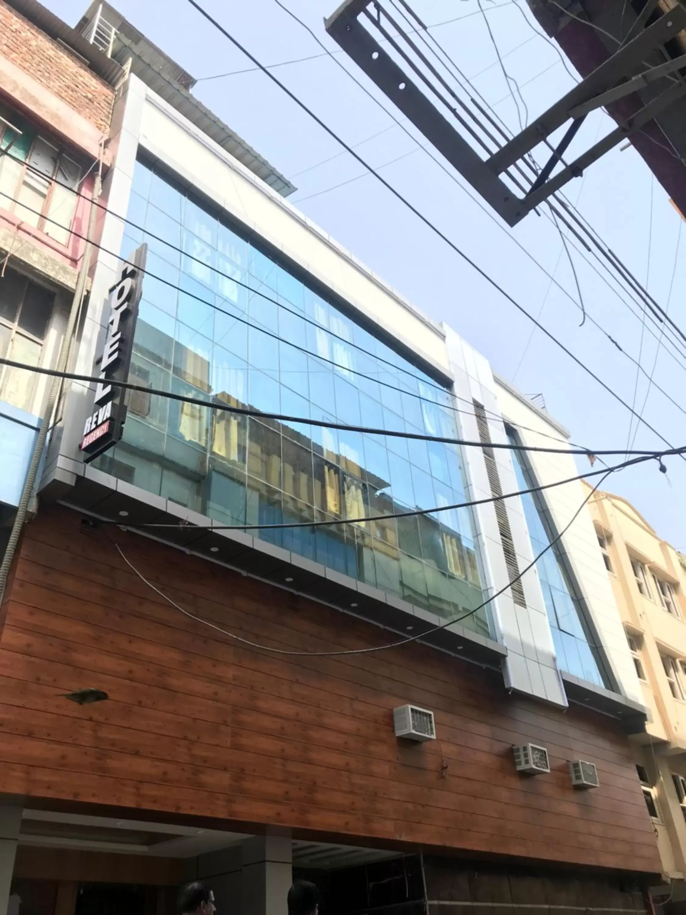 Property building in Hotel Reva Regency Property building in Hotel Reva Regency