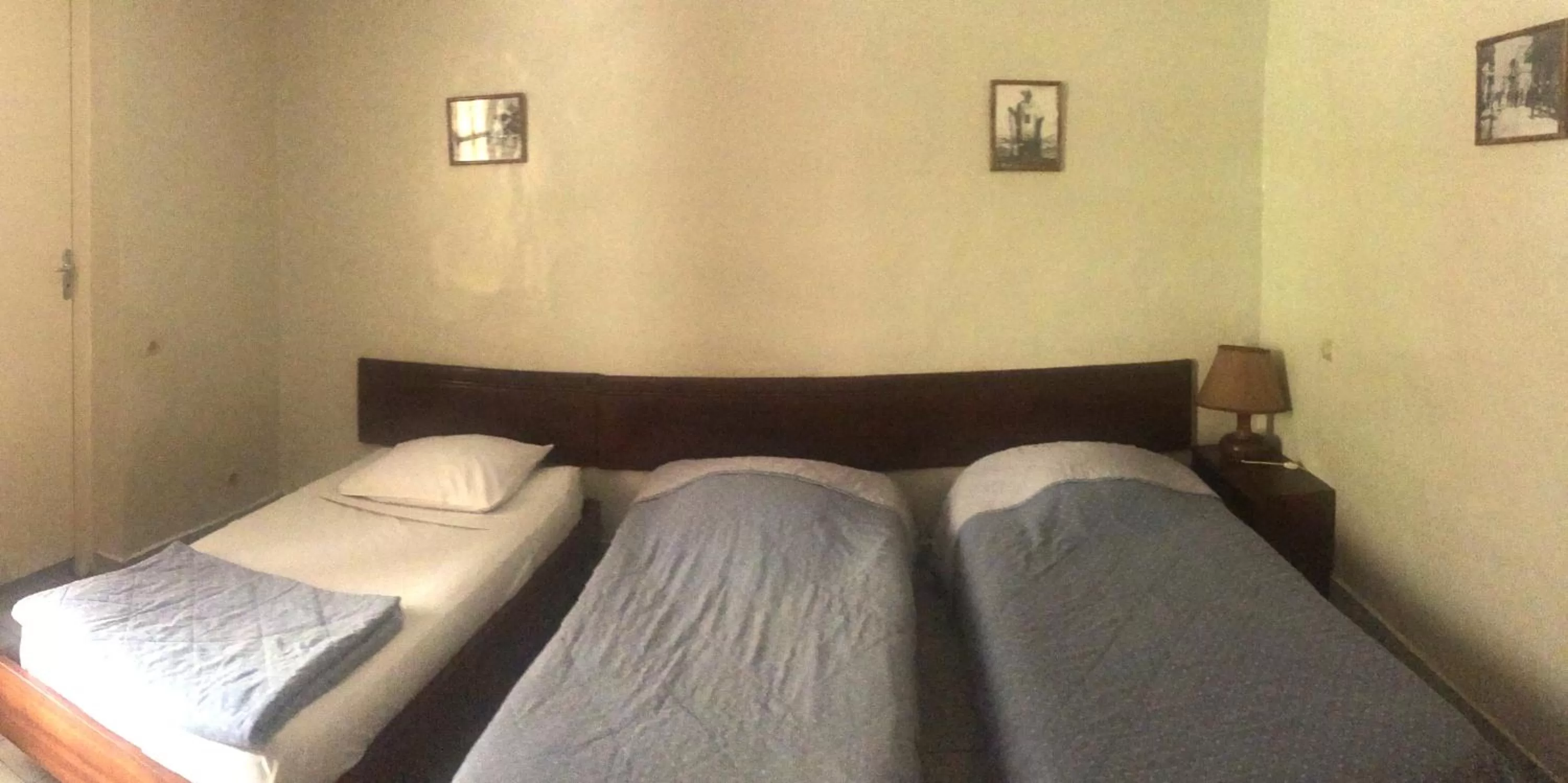 Photo of the whole room, Bed in Hôtel Saint-Louis Sun Dakar