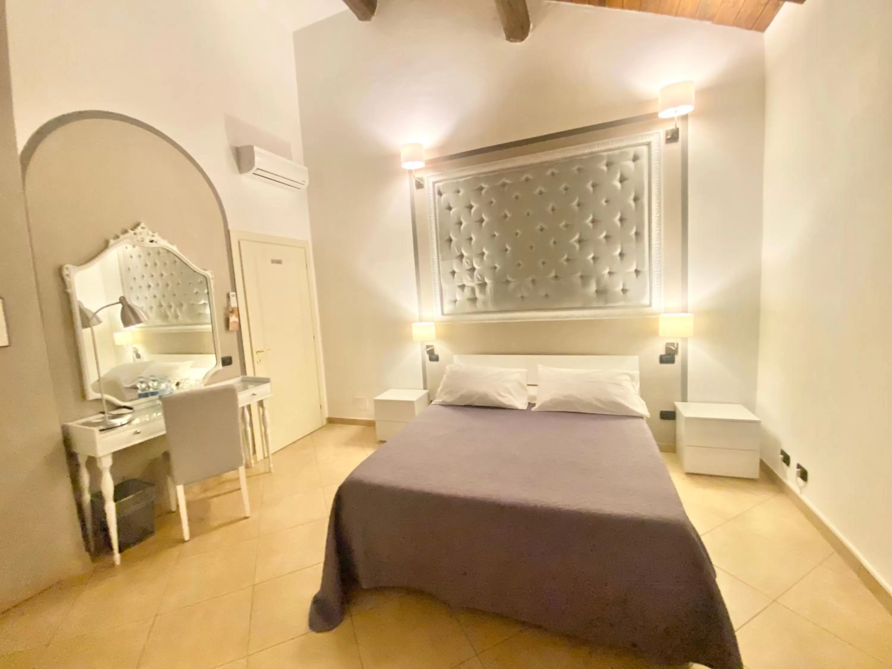 Bedroom, Bed in B&B STAZIONE DON CAMILLO