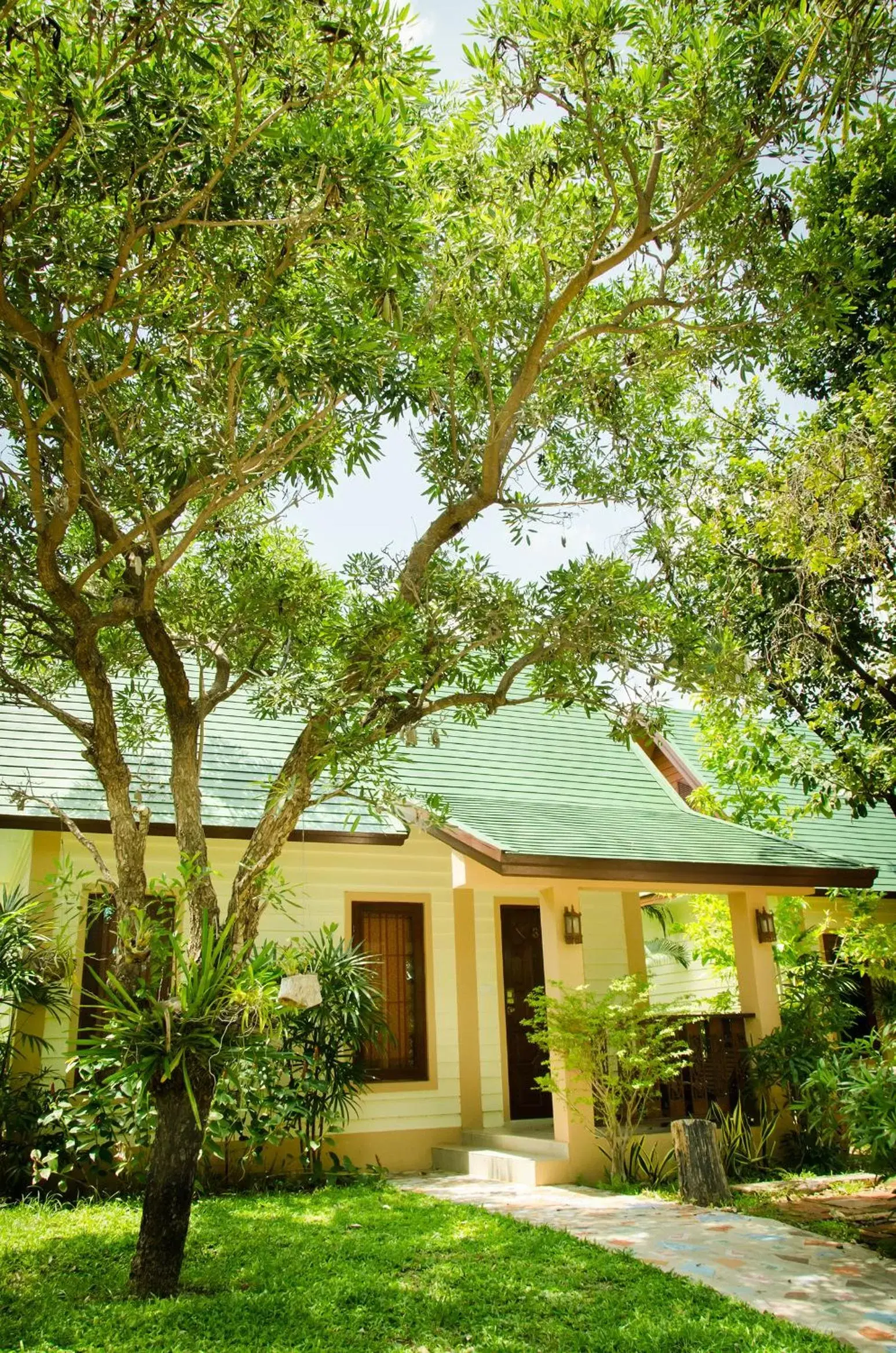 Facade/entrance, Property Building in The Green Beach Resort