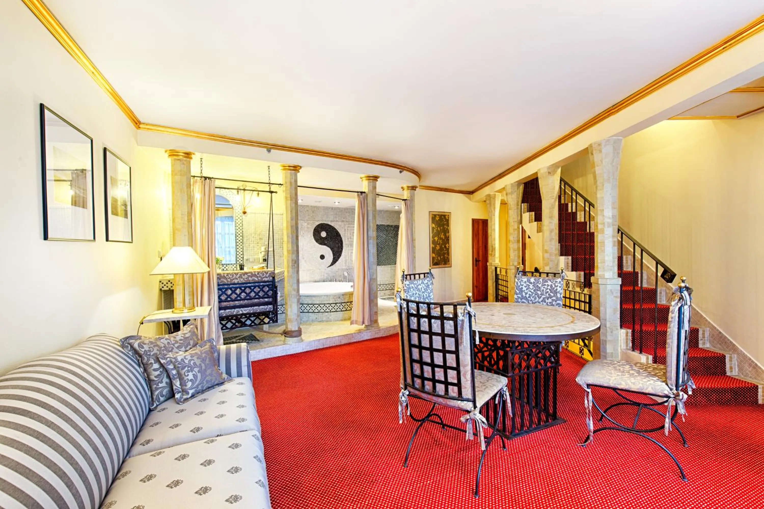 Seating area in Hotel Hoffmeister