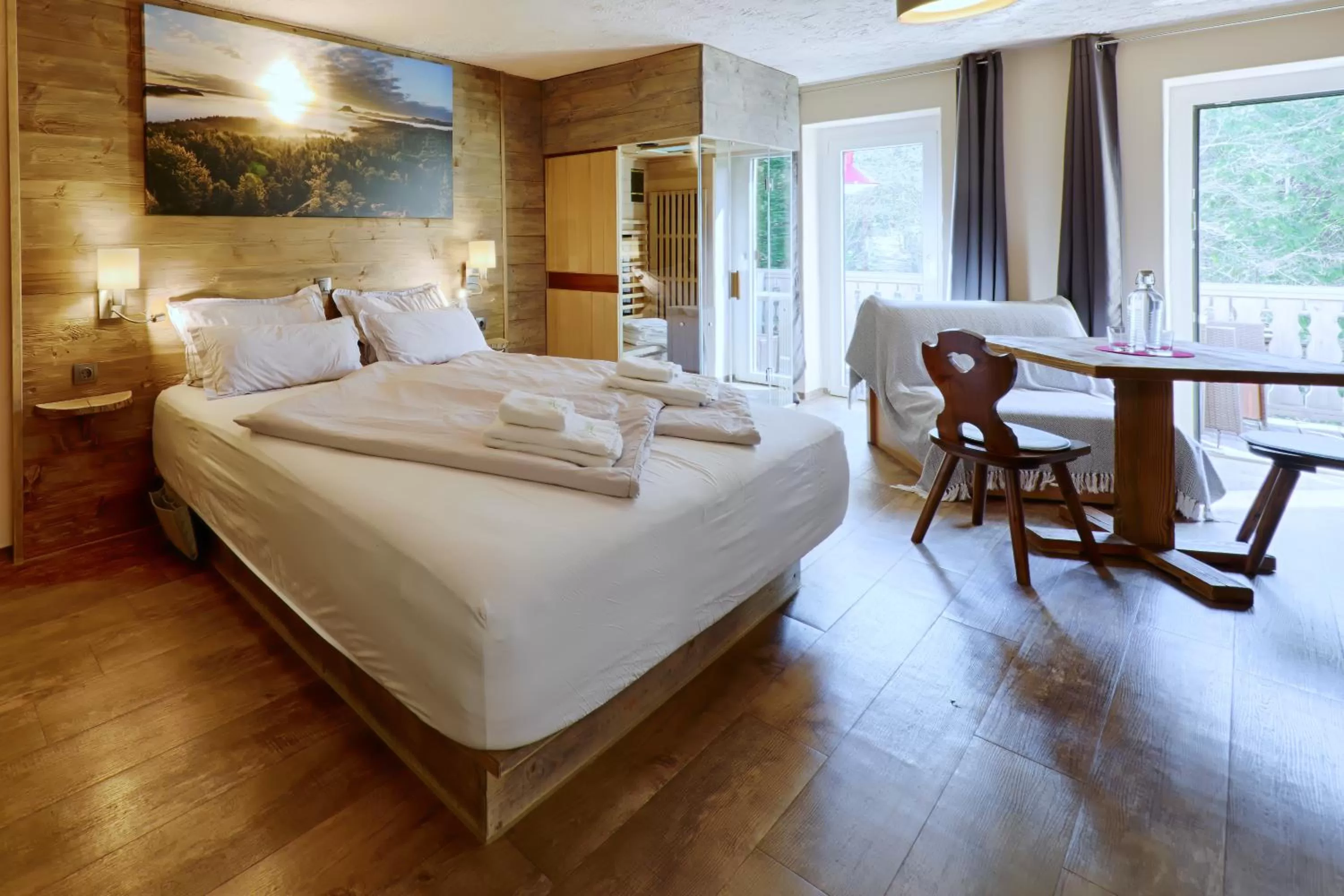 Photo of the whole room, Bed in Sennerhütte Landhotel