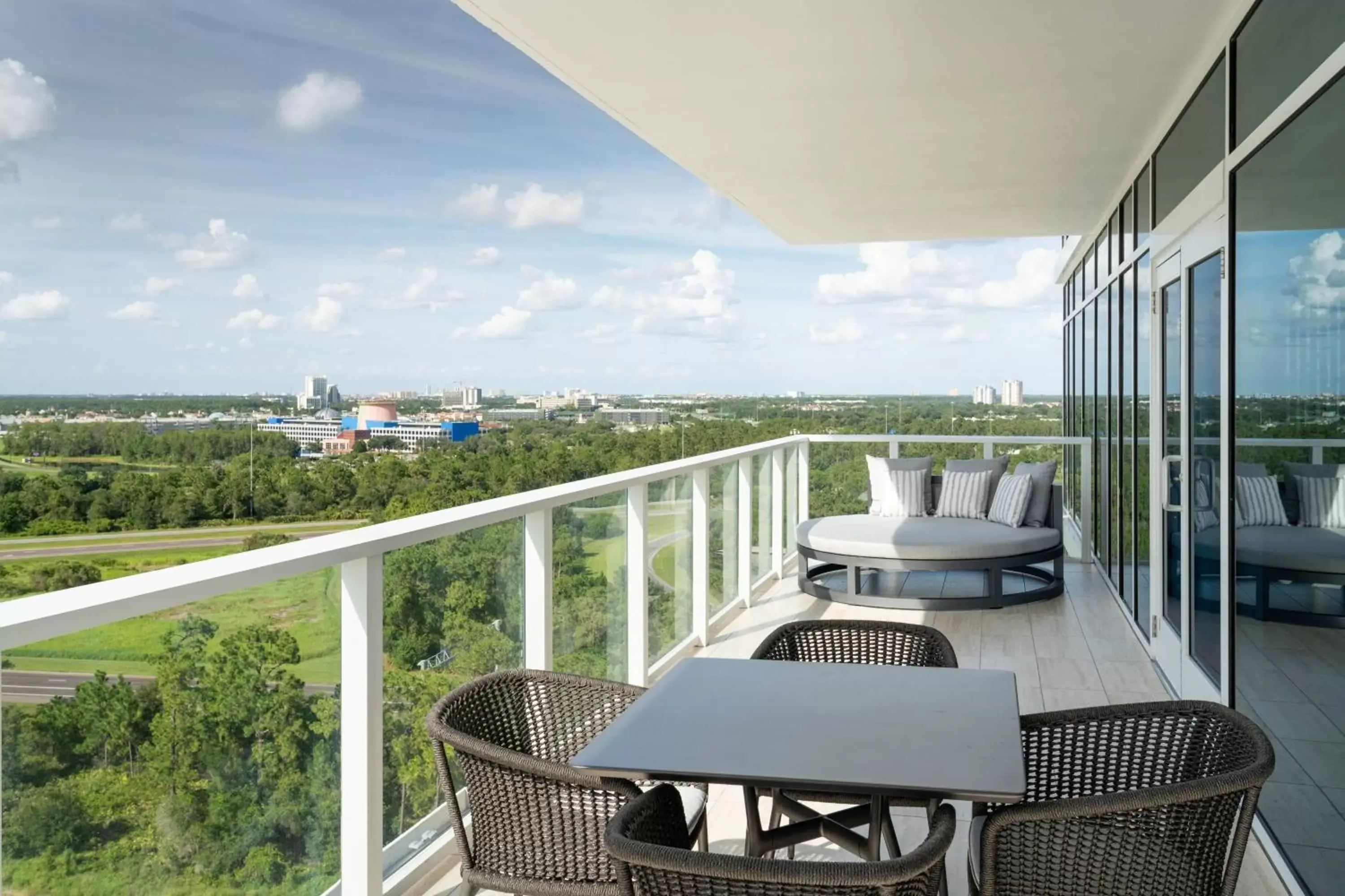 Photo of the whole room, Balcony/Terrace in JW Marriott Orlando Bonnet Creek Resort & Spa