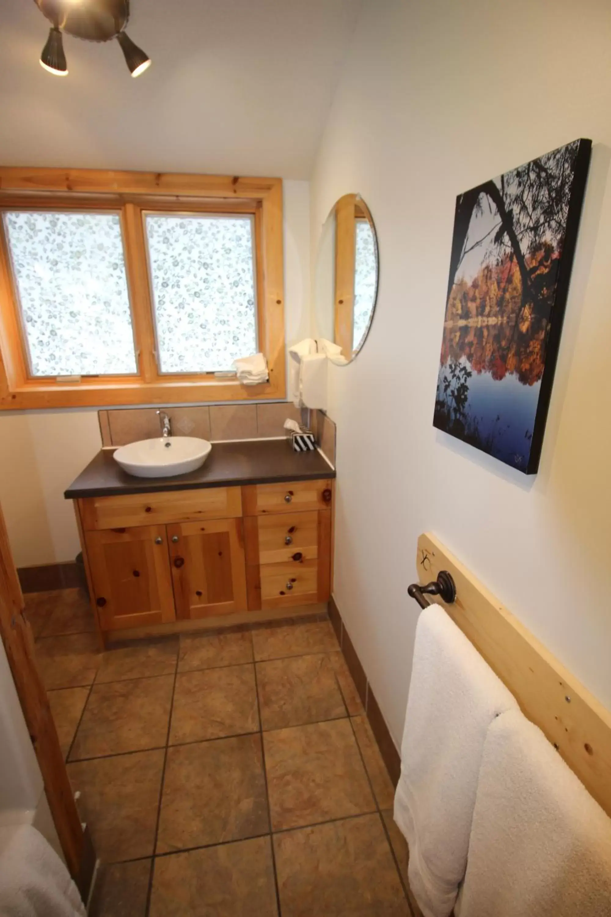 Bathroom in York Creek Bed & Breakfast