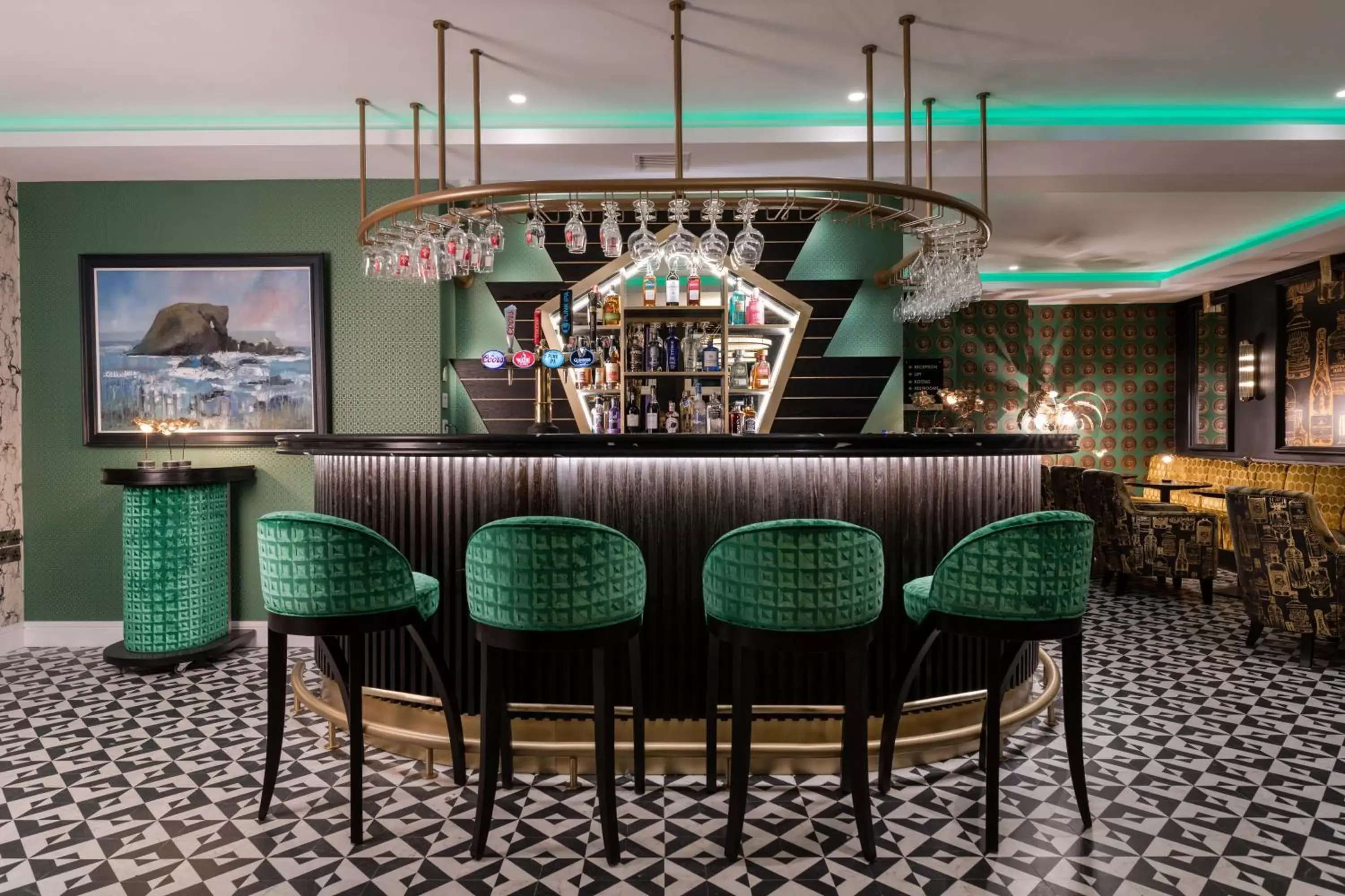 Lounge/Bar in Elephant Rock Hotel