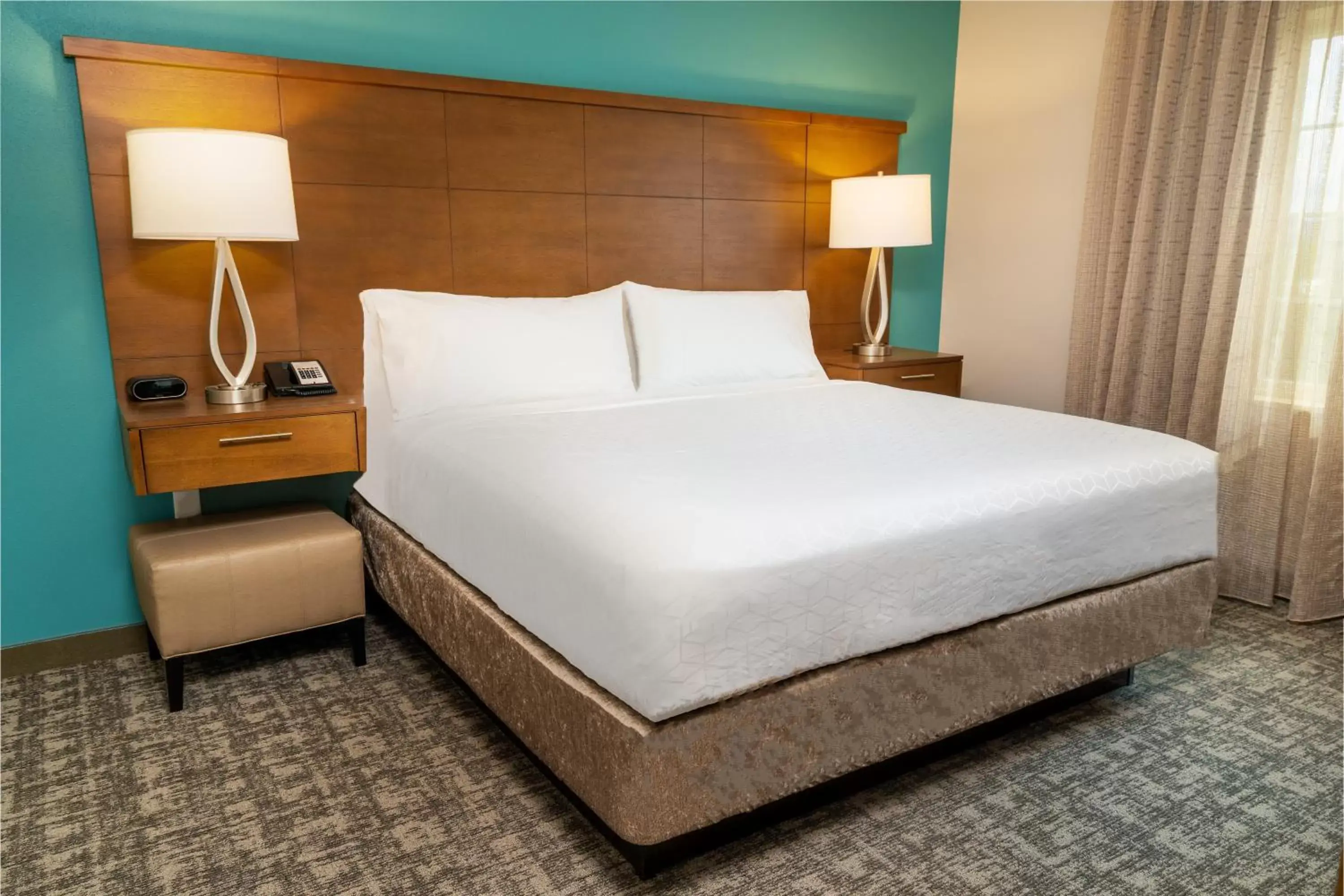 Photo of the whole room, Bed in Staybridge Suites - Nashville - Franklin, an IHG Hotel