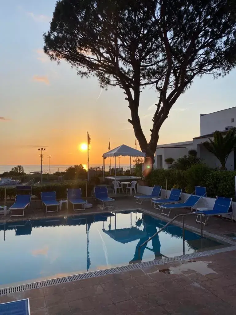 Pool view, Swimming Pool in Hotel Villa Mena