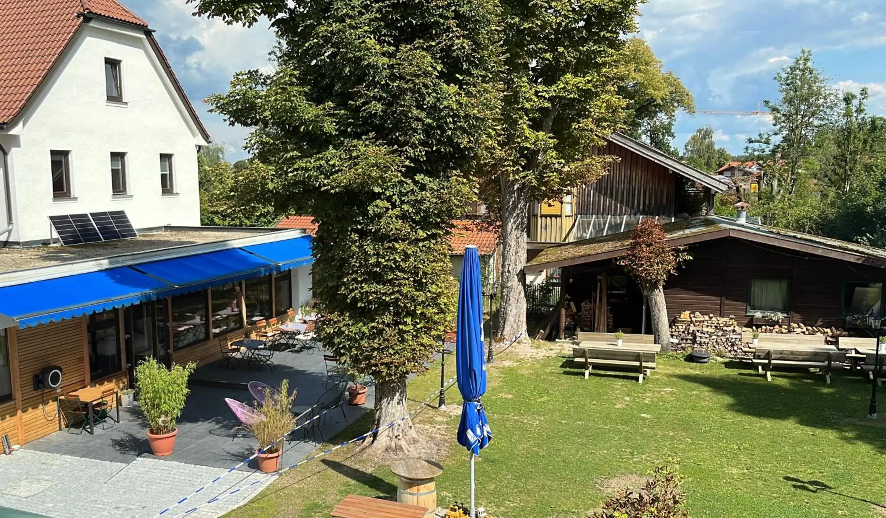 Garden, Property Building in Hotel Weißbräu