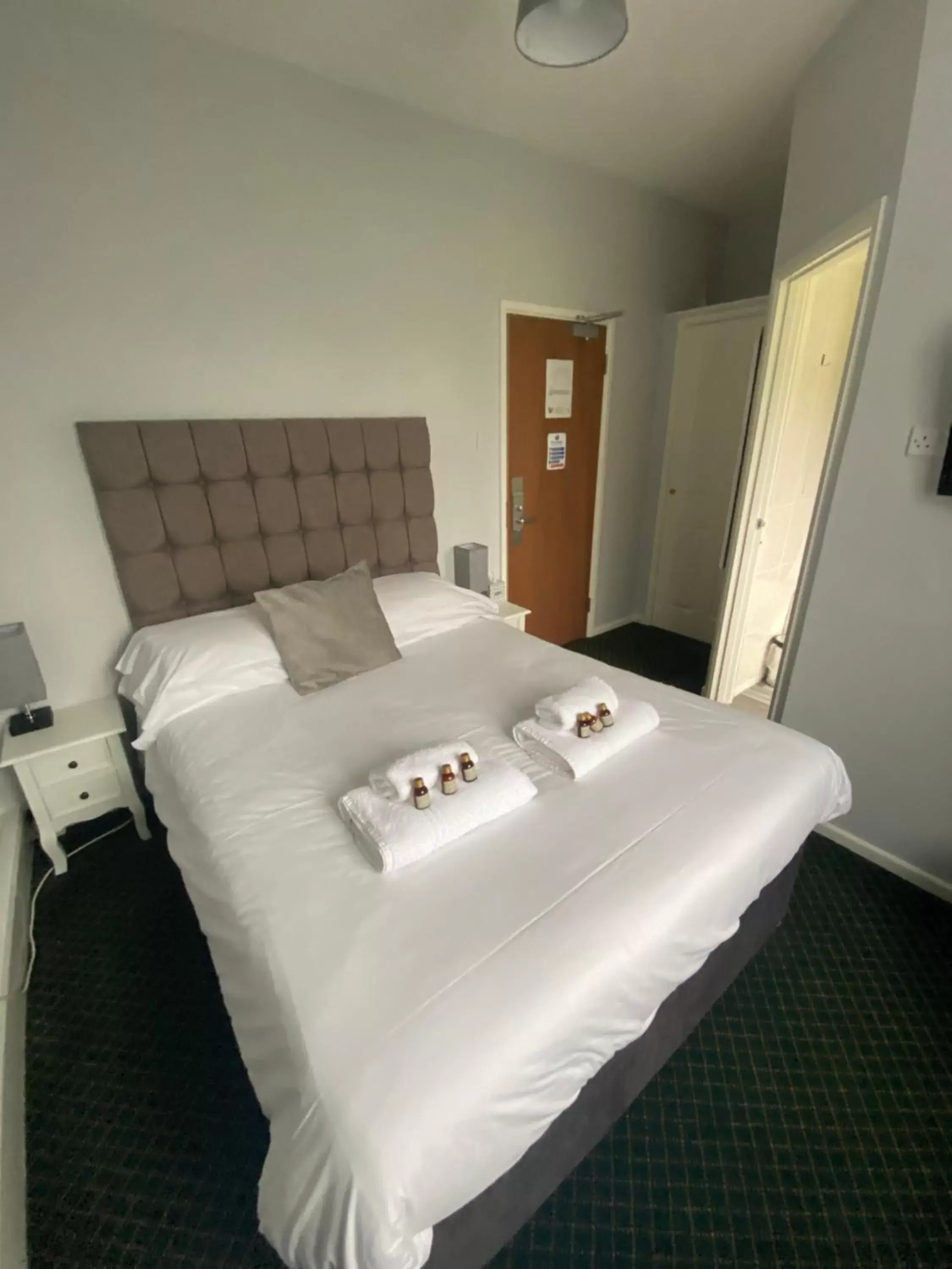 Bed in Bells Hotel